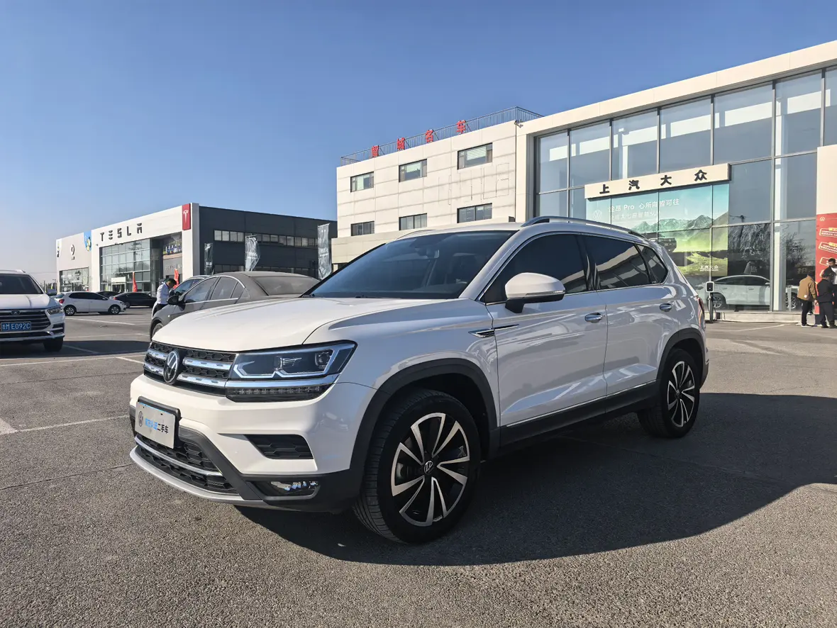 Volkswagen Tharu  из Китая