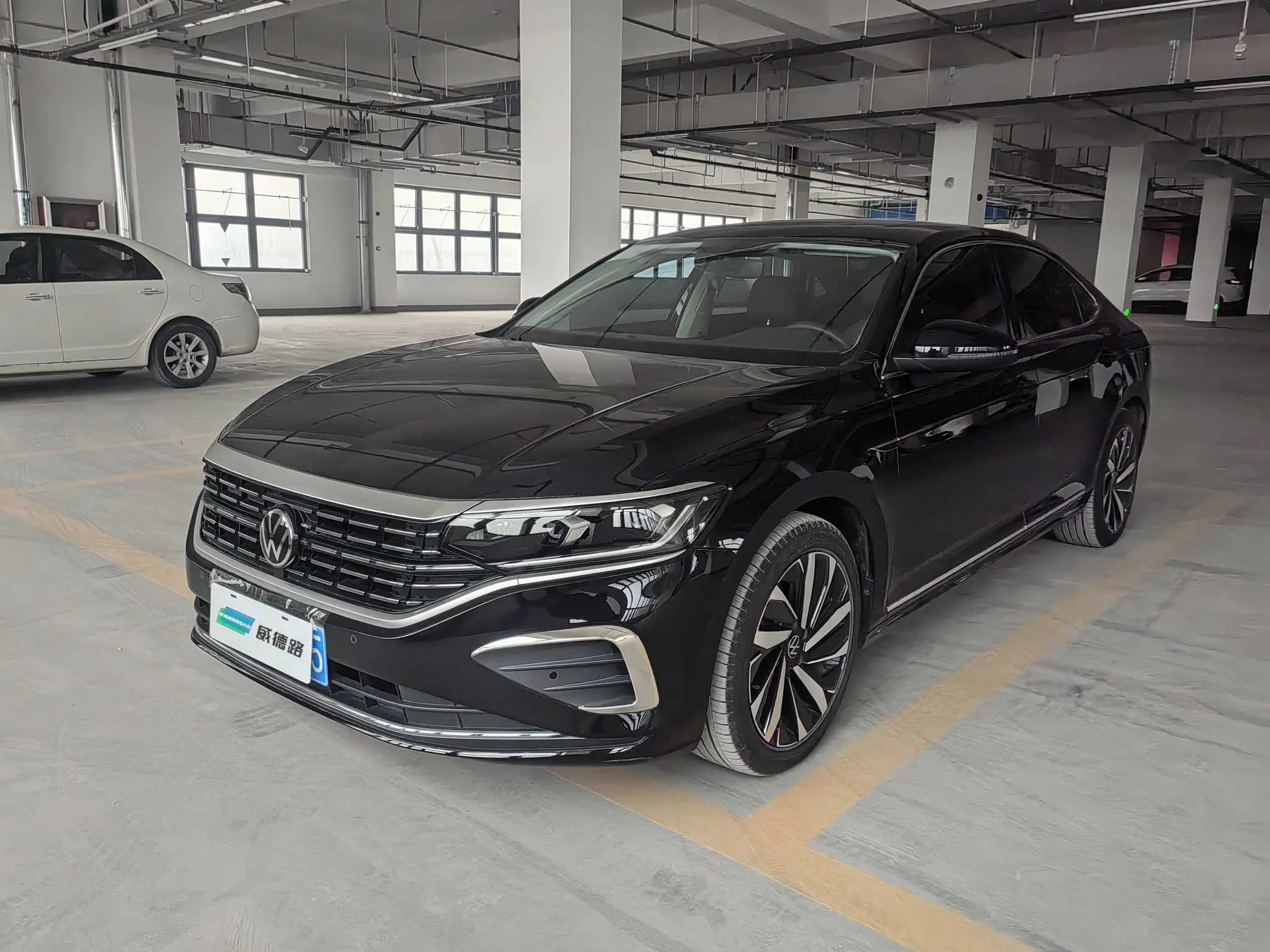 Volkswagen Passat  из Китая