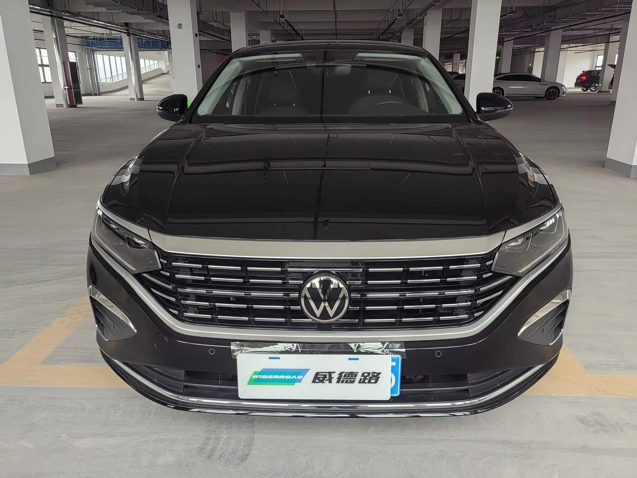 Volkswagen Passat  из Китая