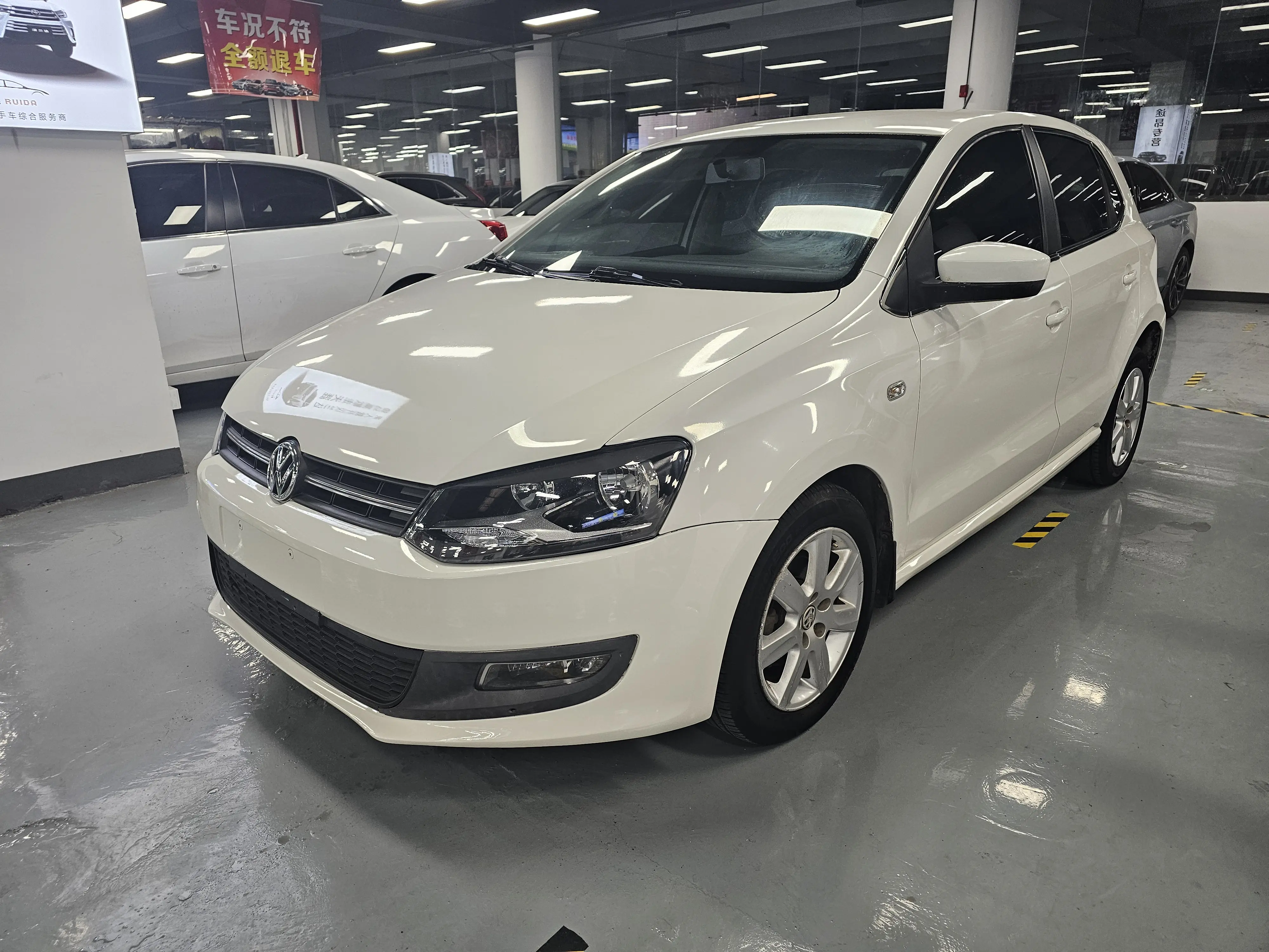 Volkswagen Polo  из Китая