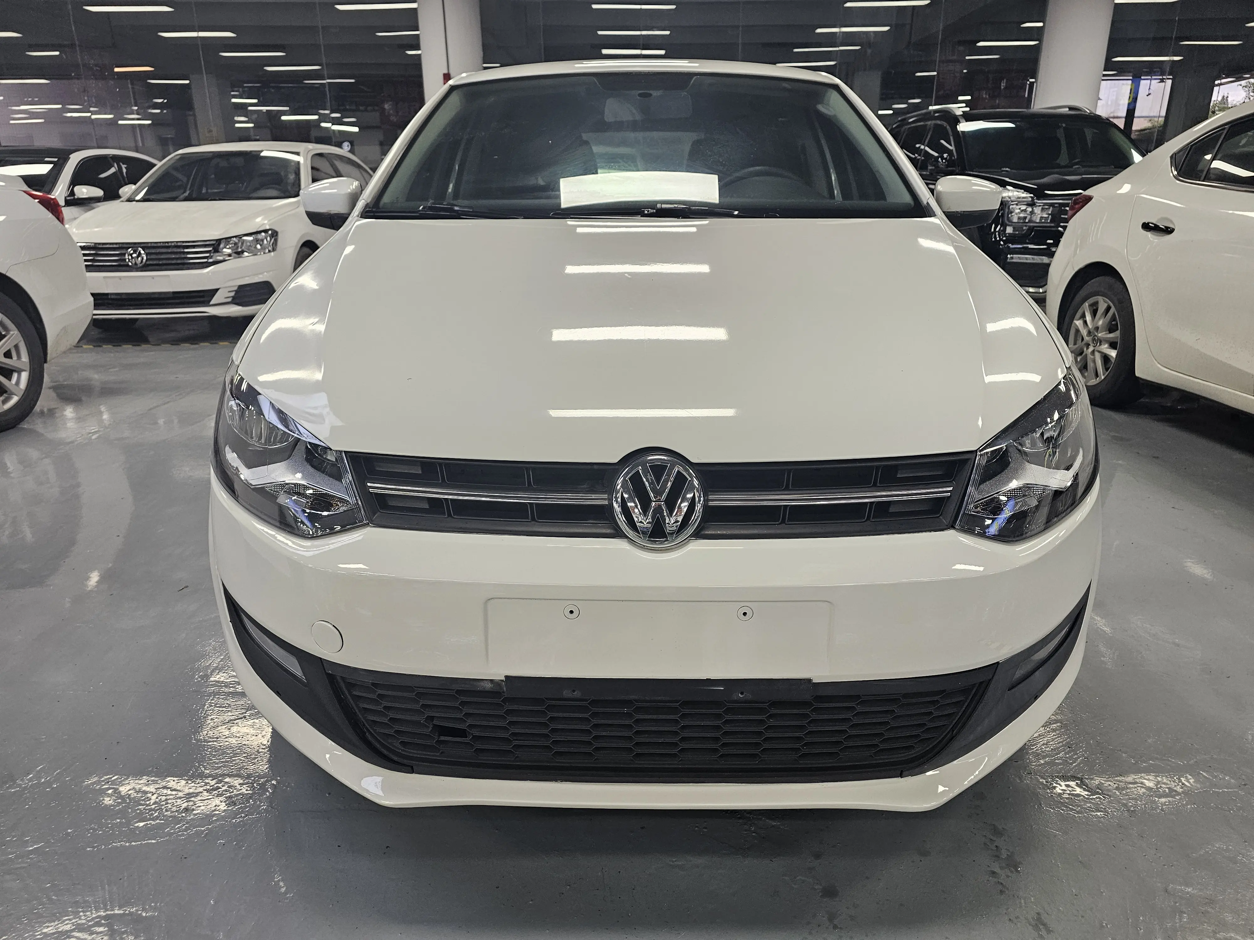 Volkswagen Polo  из Китая