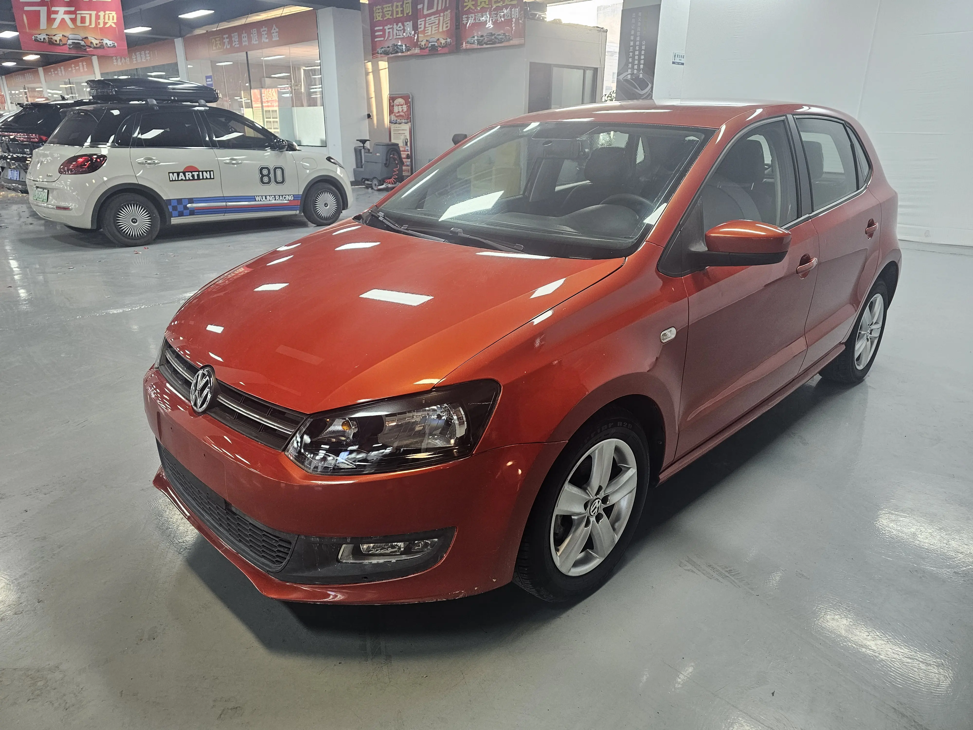Volkswagen Polo  из Китая