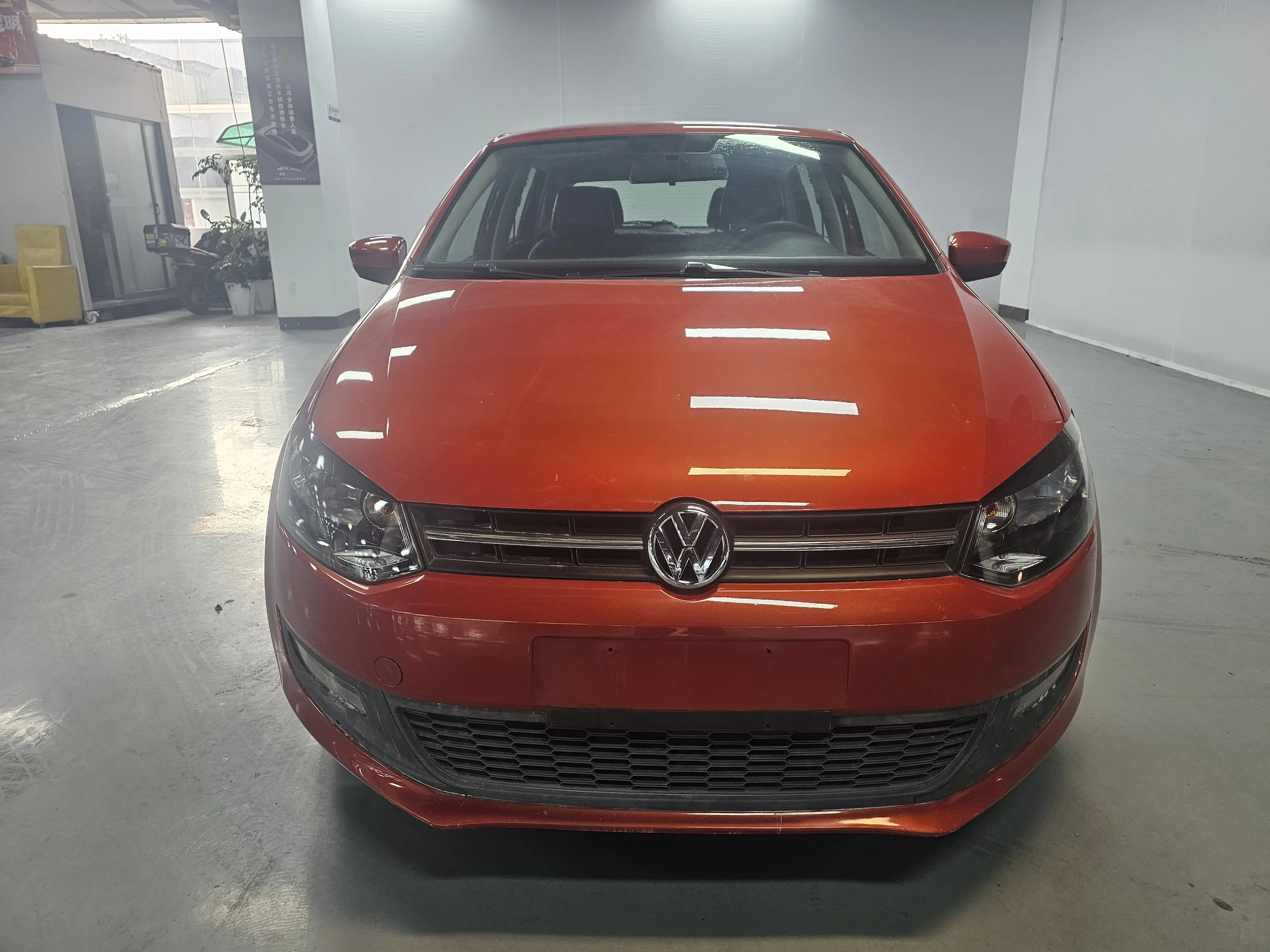 Volkswagen Polo  из Китая