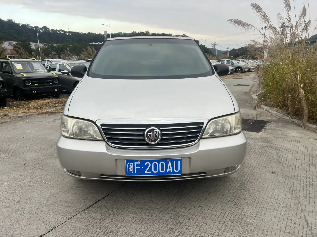 Buick GL8  из Китая