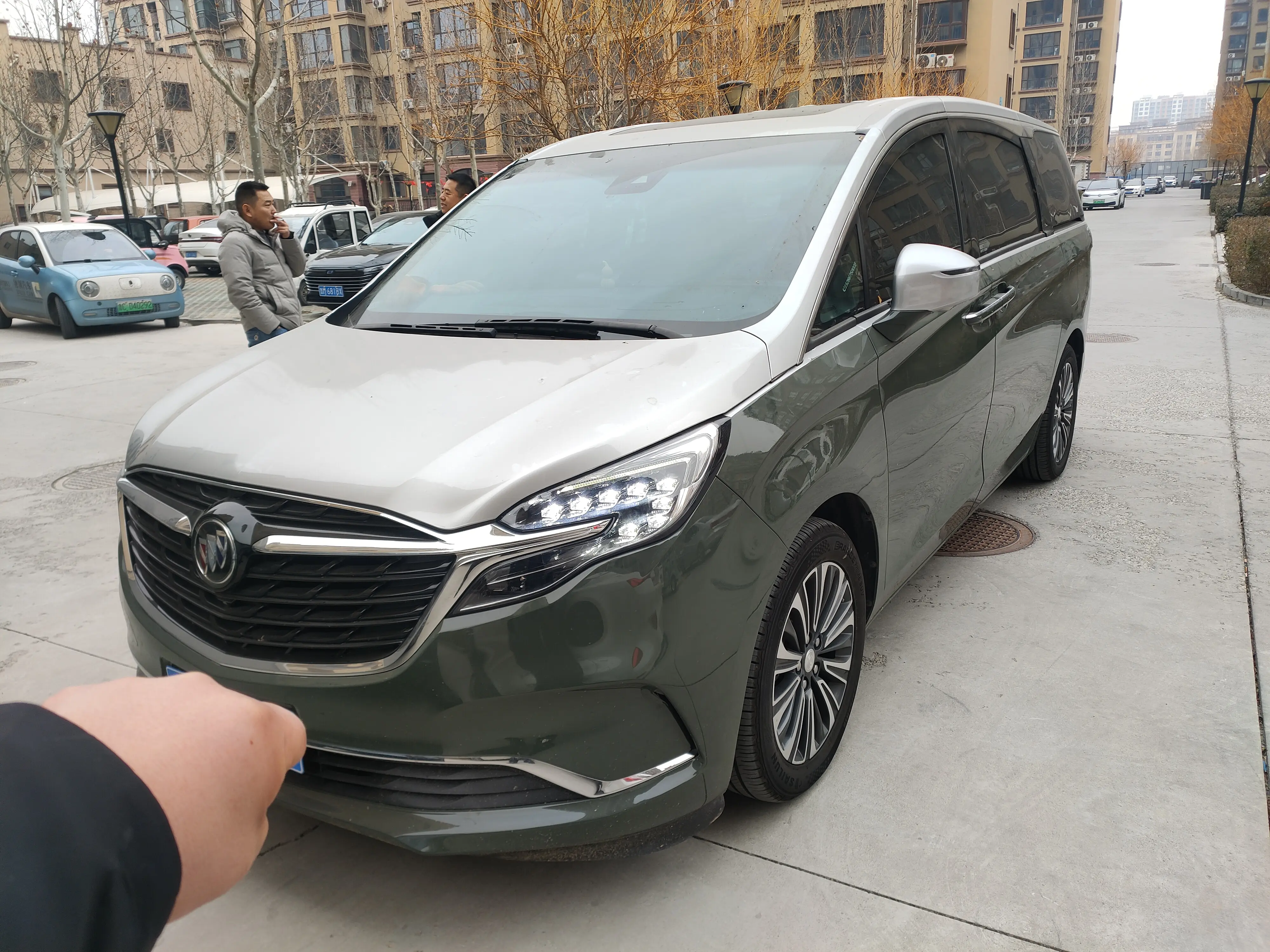 Buick GL8  из Китая