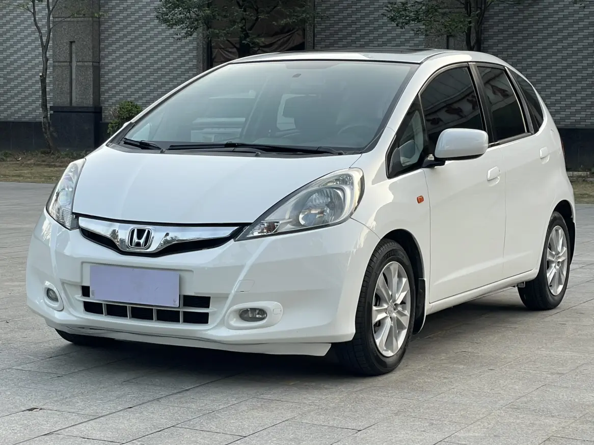 Honda Fit  из Китая