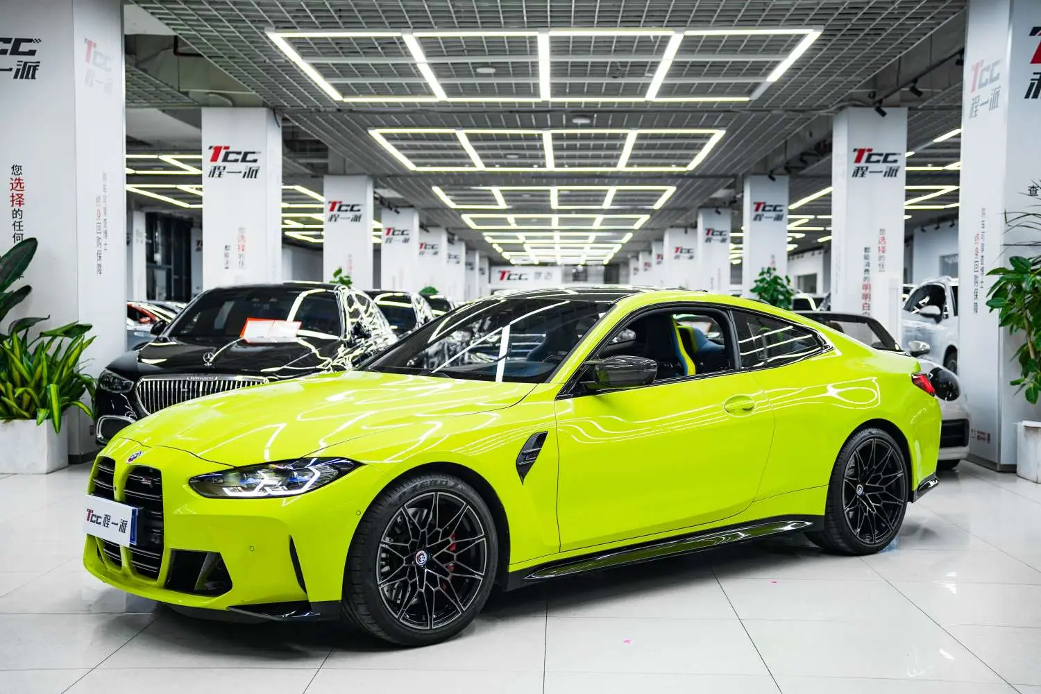 BMW M4  из Китая