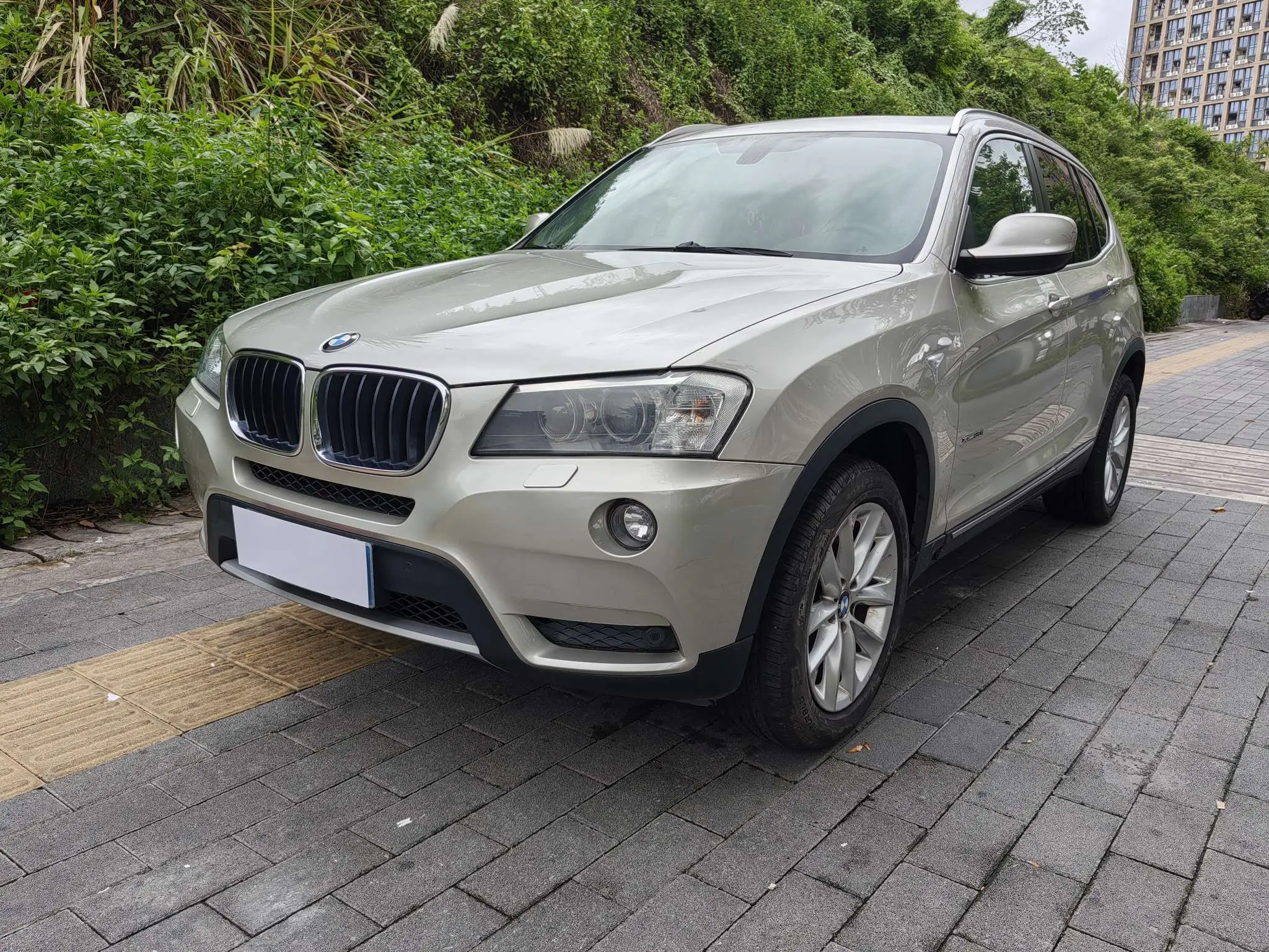 BMW X3  из Китая