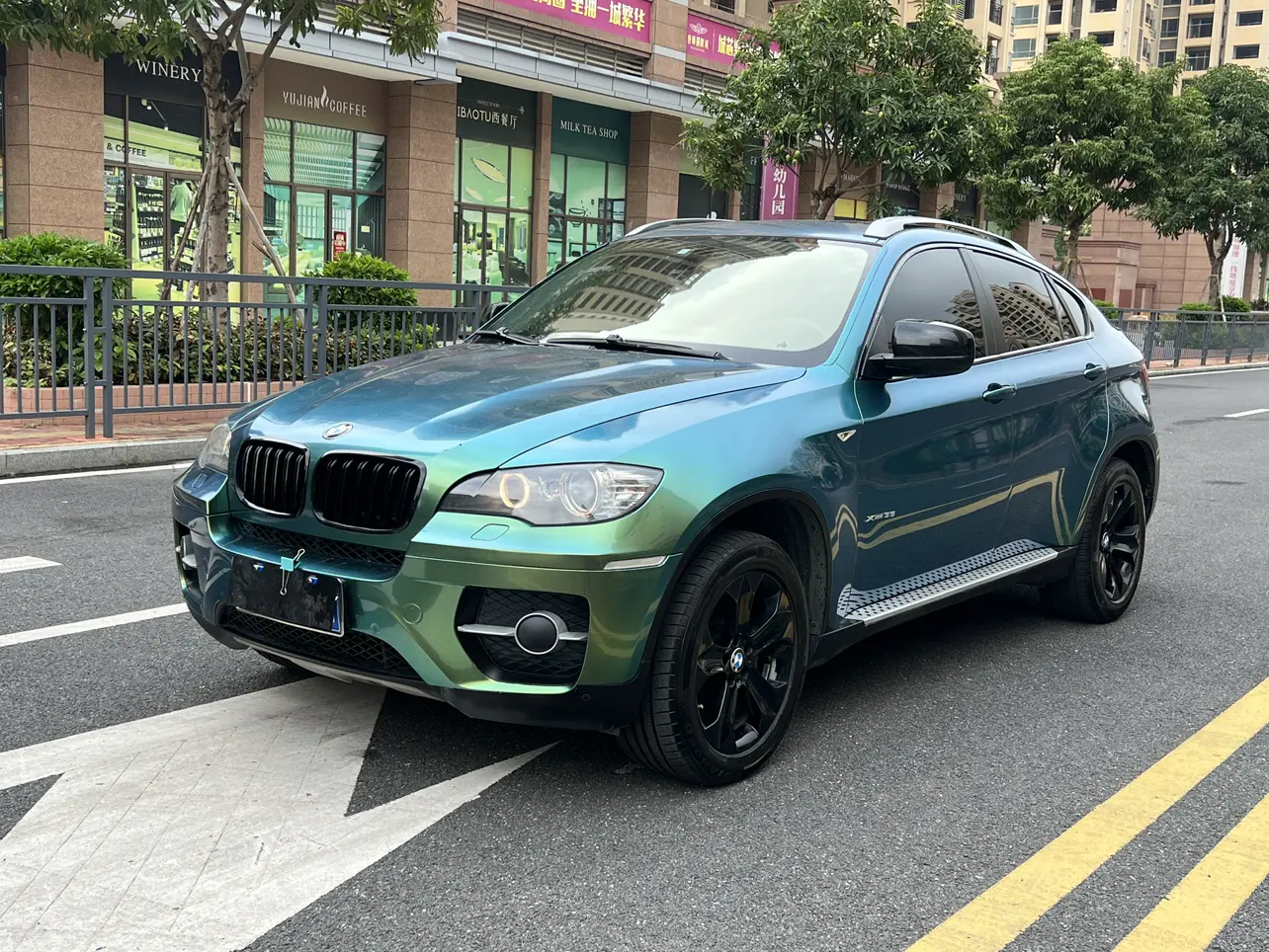 BMW X6  из Китая
