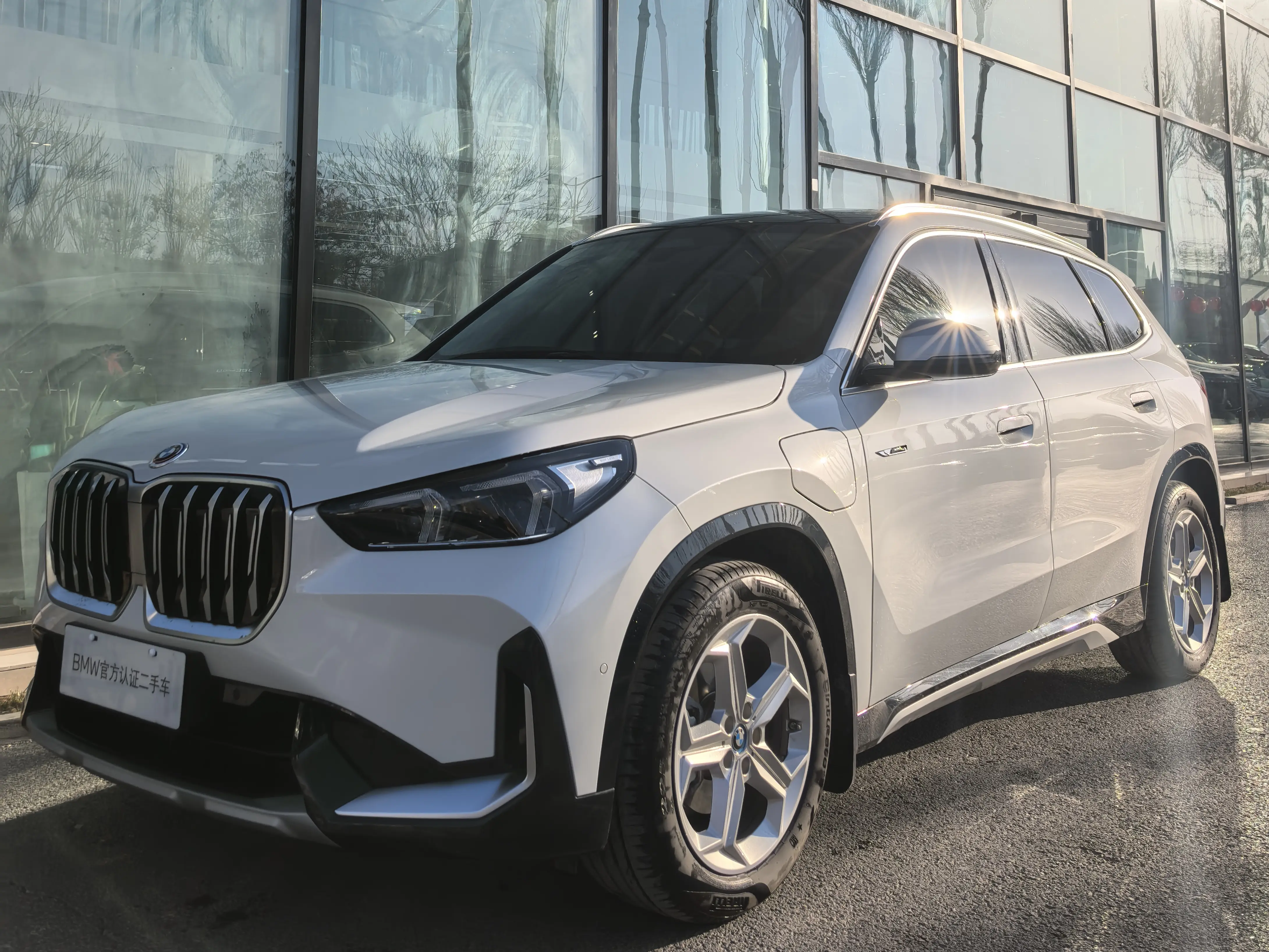 BMW iX1  из Китая