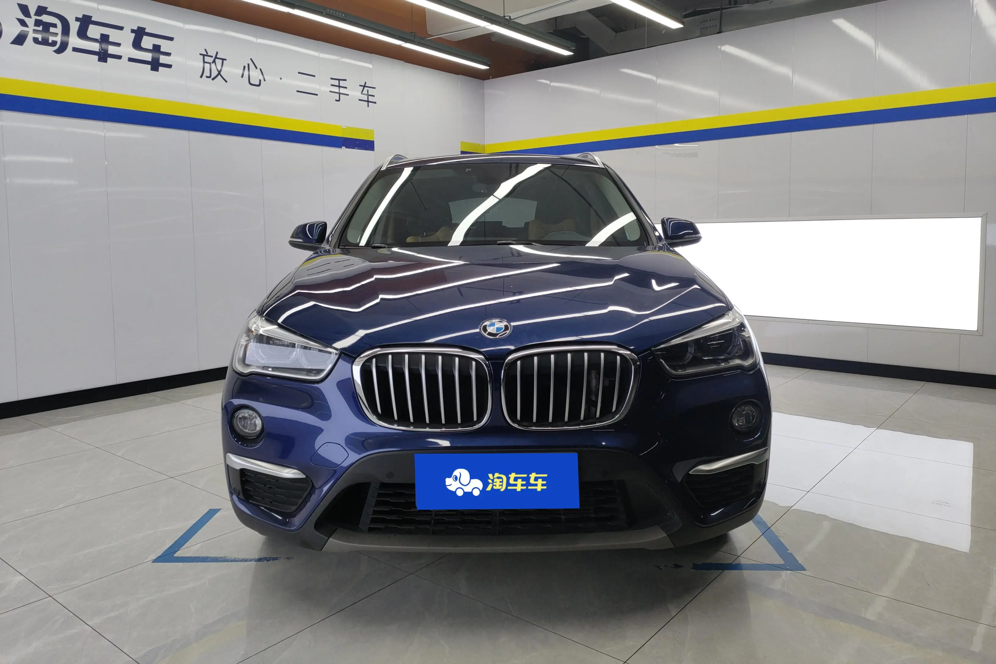 BMW X1  из Китая