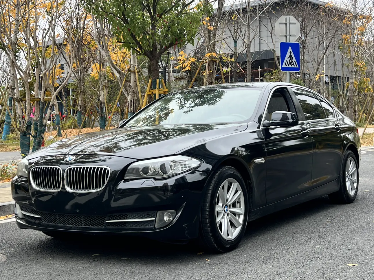 BMW 5 Series  из Китая