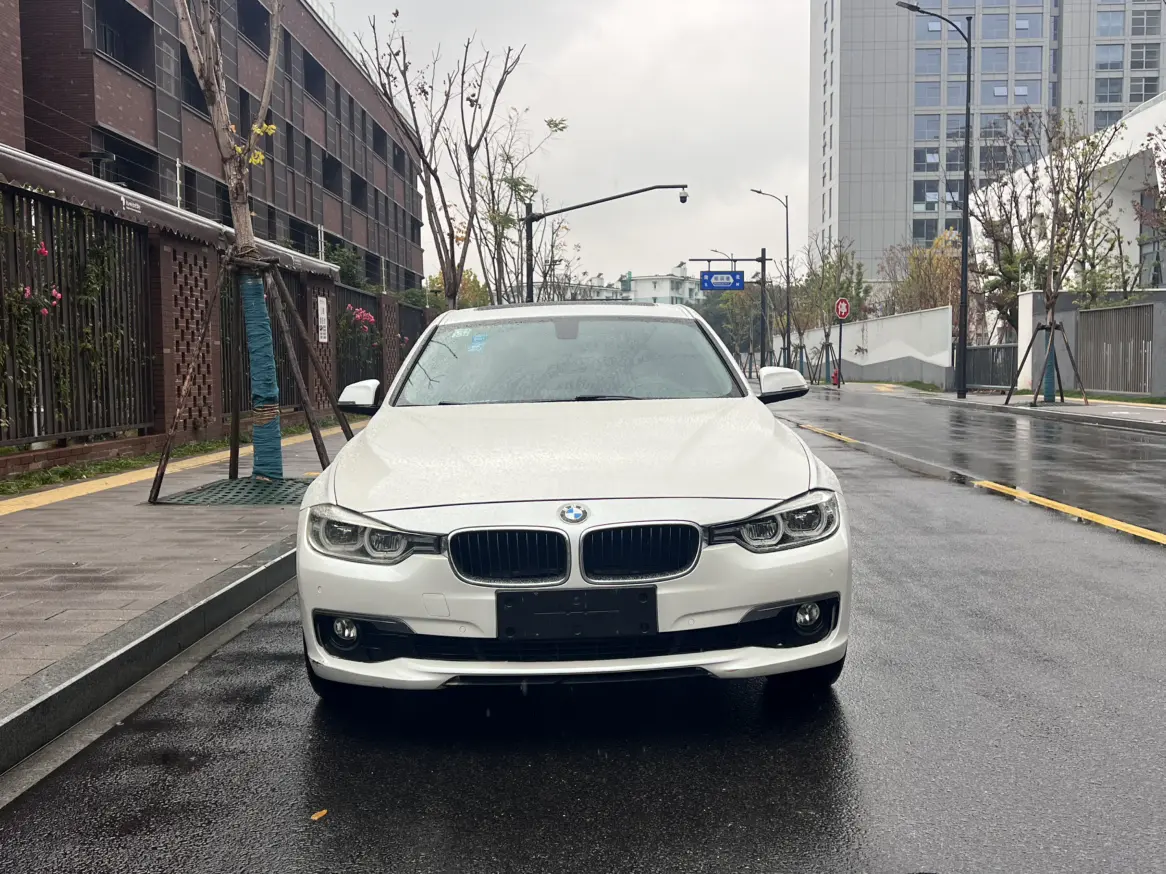 BMW 3 Series  из Китая