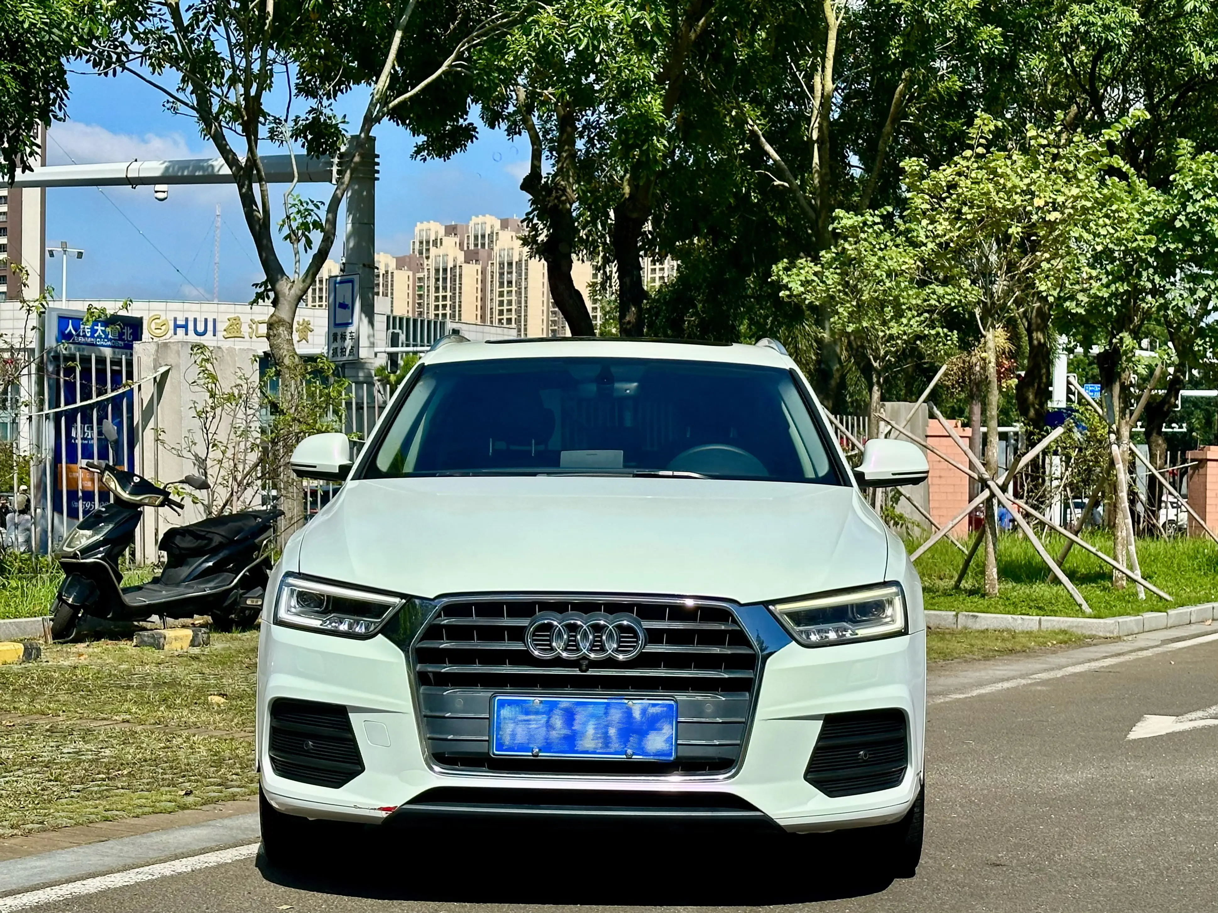 Audi Q3  из Китая