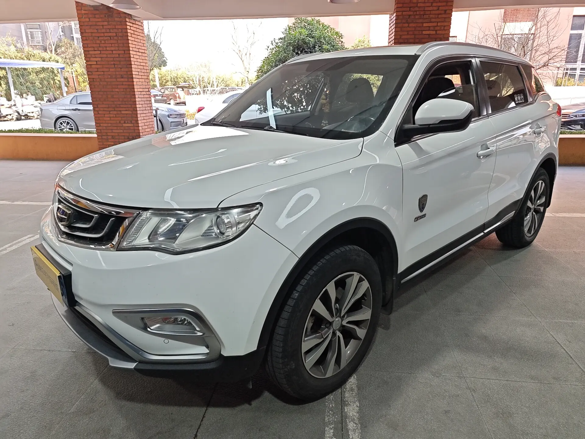 Geely Atlas (Boyue)  из Китая
