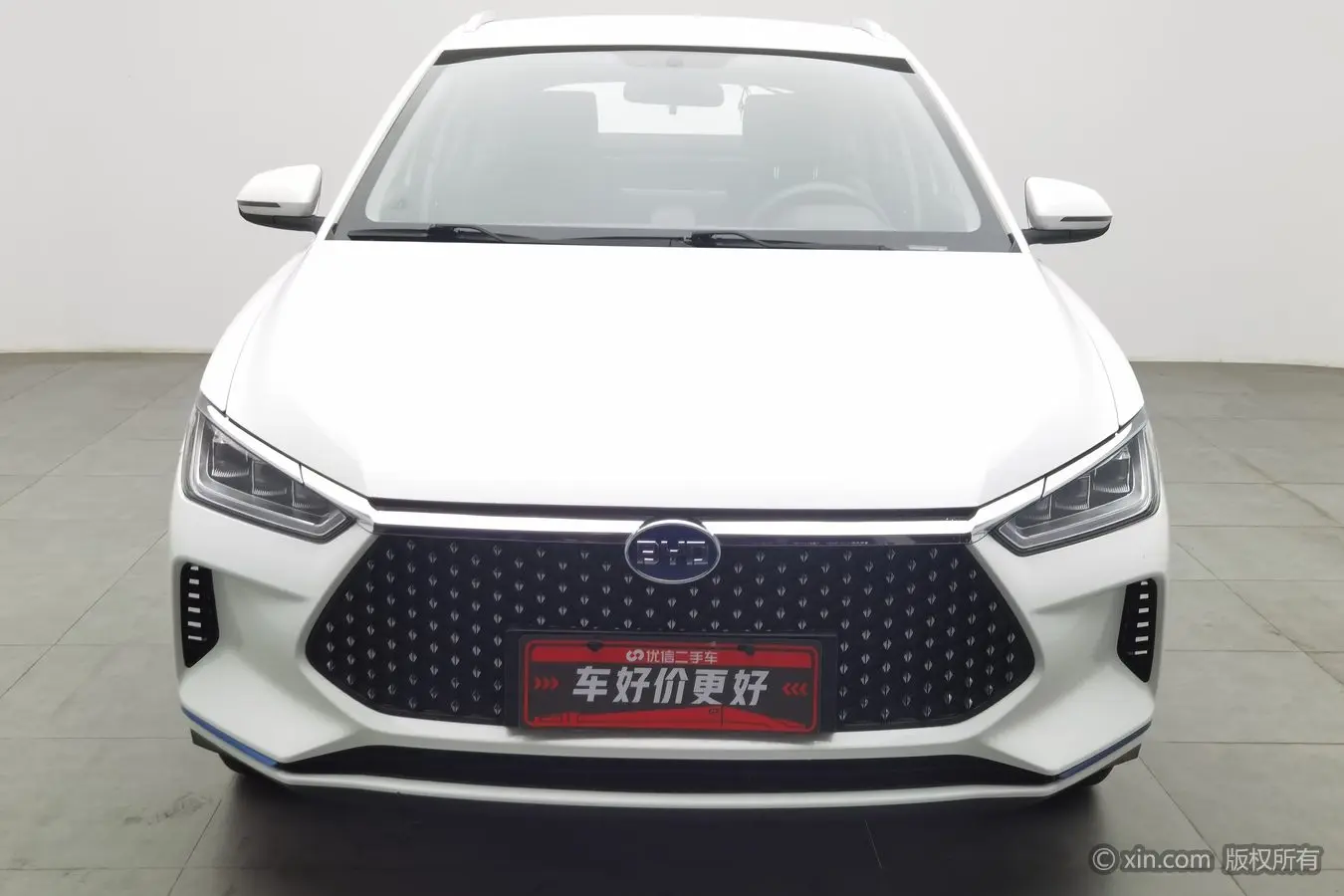 BYD e2  из Китая