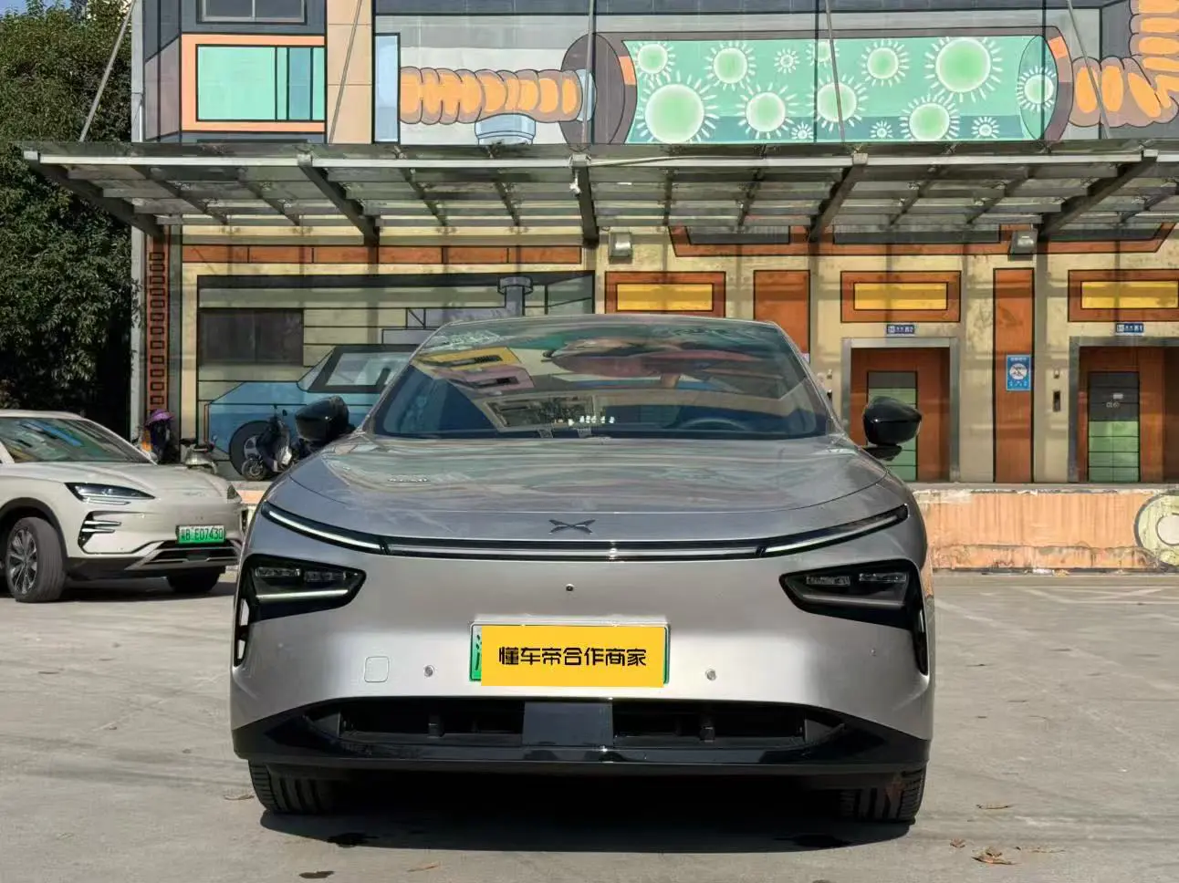 Xpeng G7  из Китая