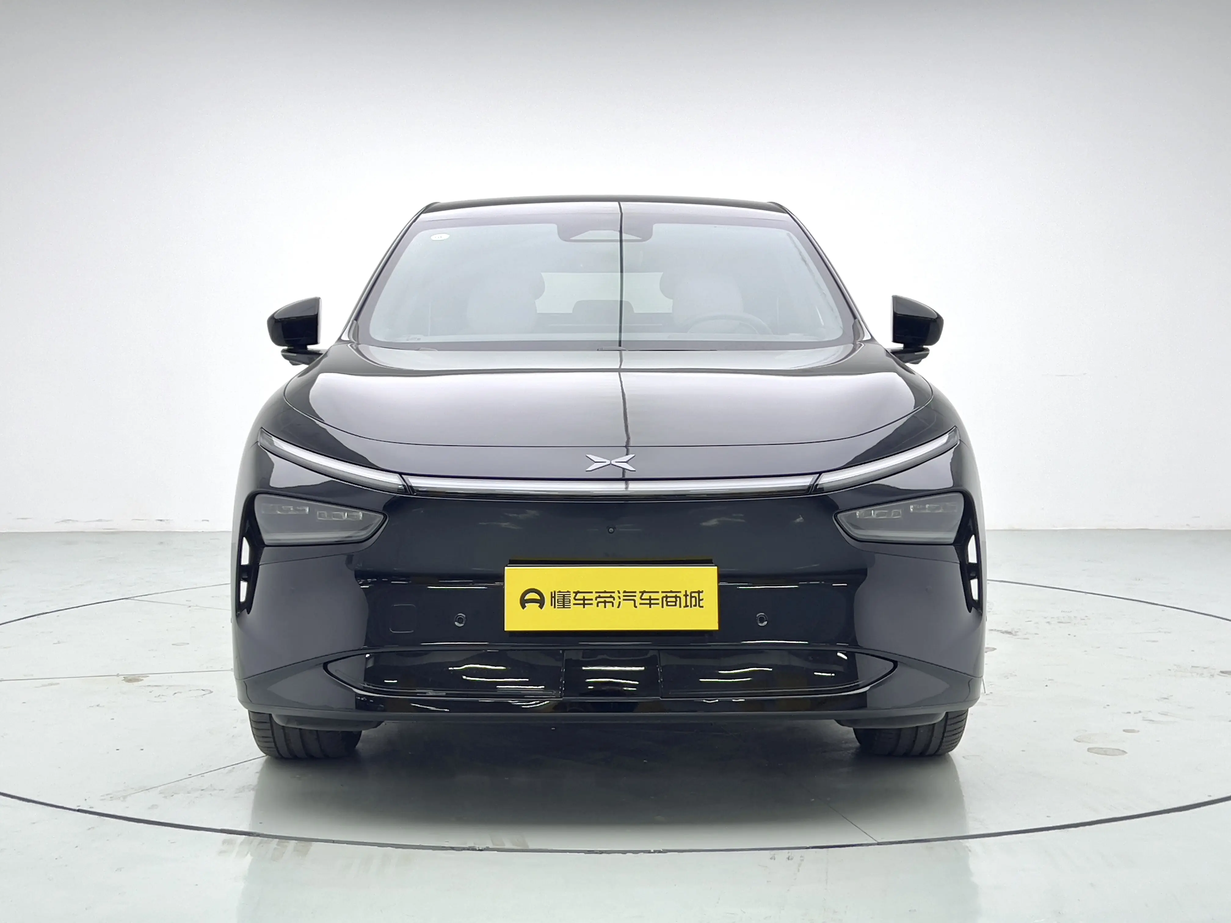 Xpeng G7  из Китая