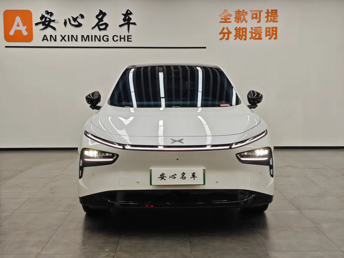 Xpeng G7  из Китая