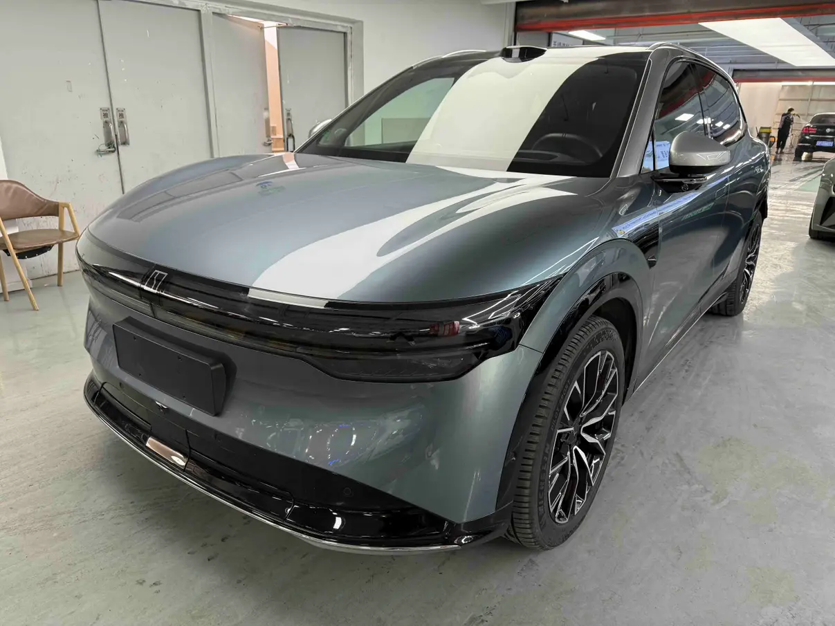 ZEEKR 7X  из Китая