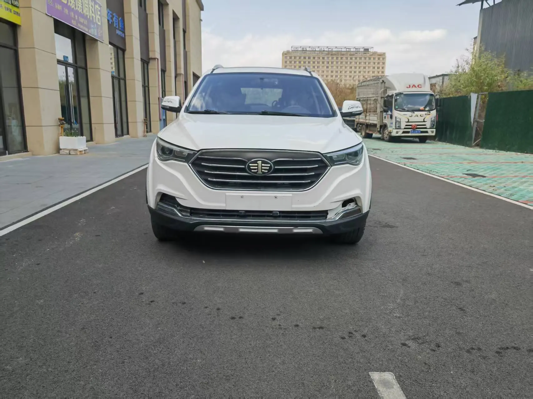 FAW Bestune X40 (Besturn X40)  из Китая