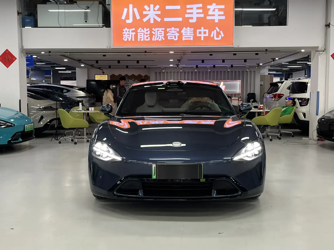 Xiaomi car Xiaomi SU7  из Китая