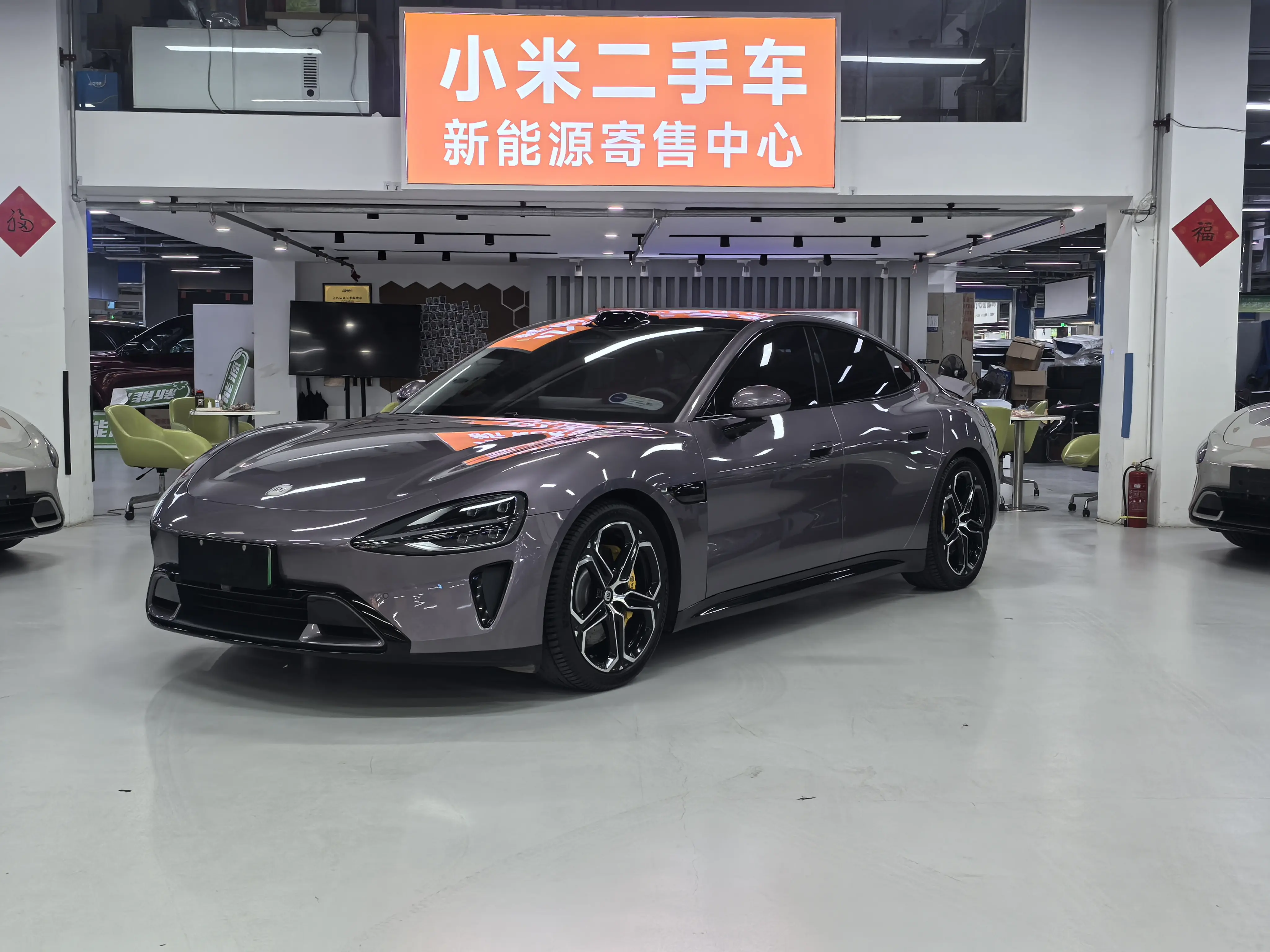 Xiaomi car Xiaomi SU7  из Китая