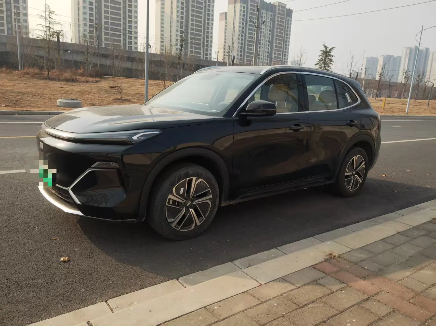 Geely Galaxy Starship 7 EM-i  из Китая