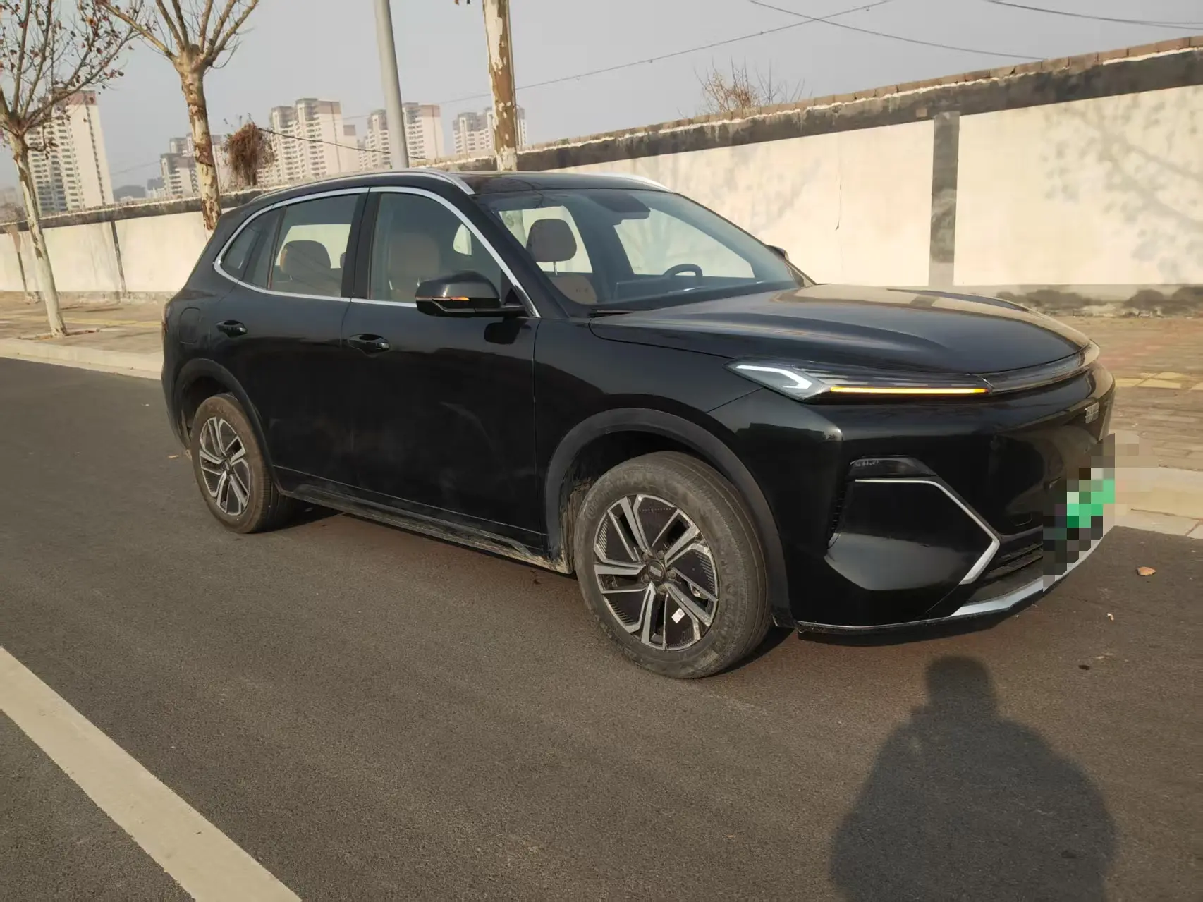 Geely Galaxy Starship 7 EM-i  из Китая