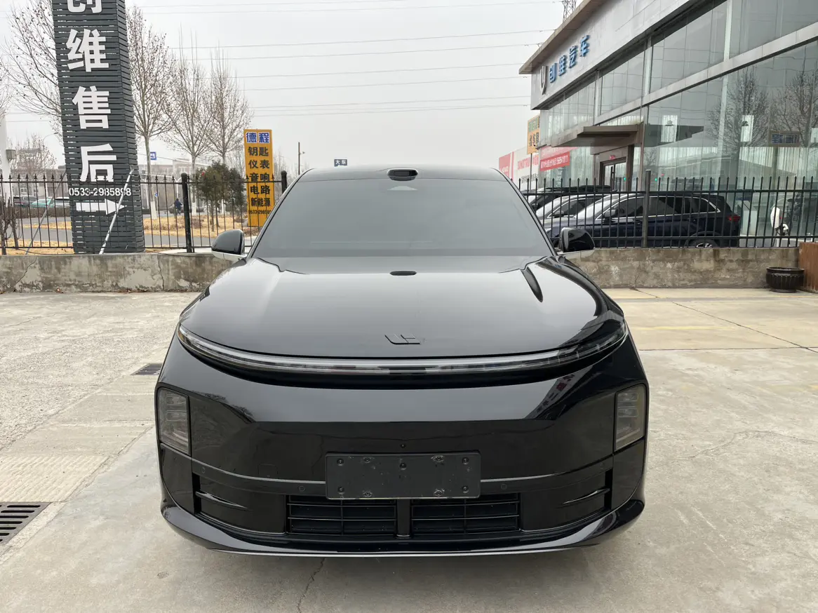 Li L6 (Ideal L6)  из Китая