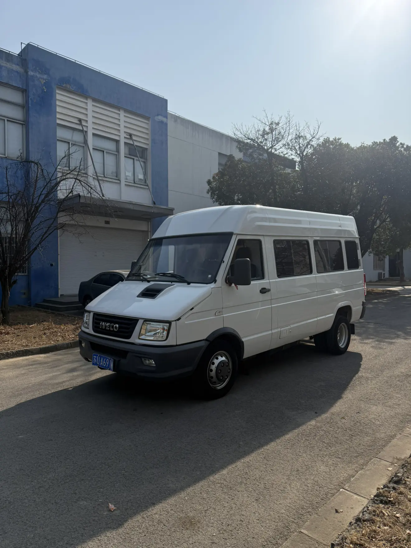 Iveco proud  из Китая