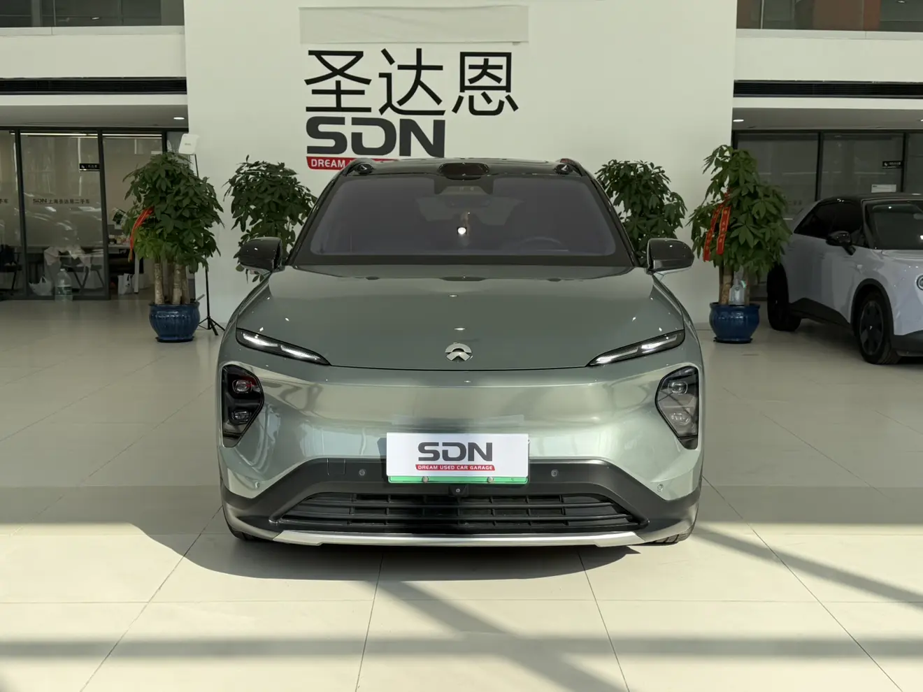 NIO ES7  из Китая