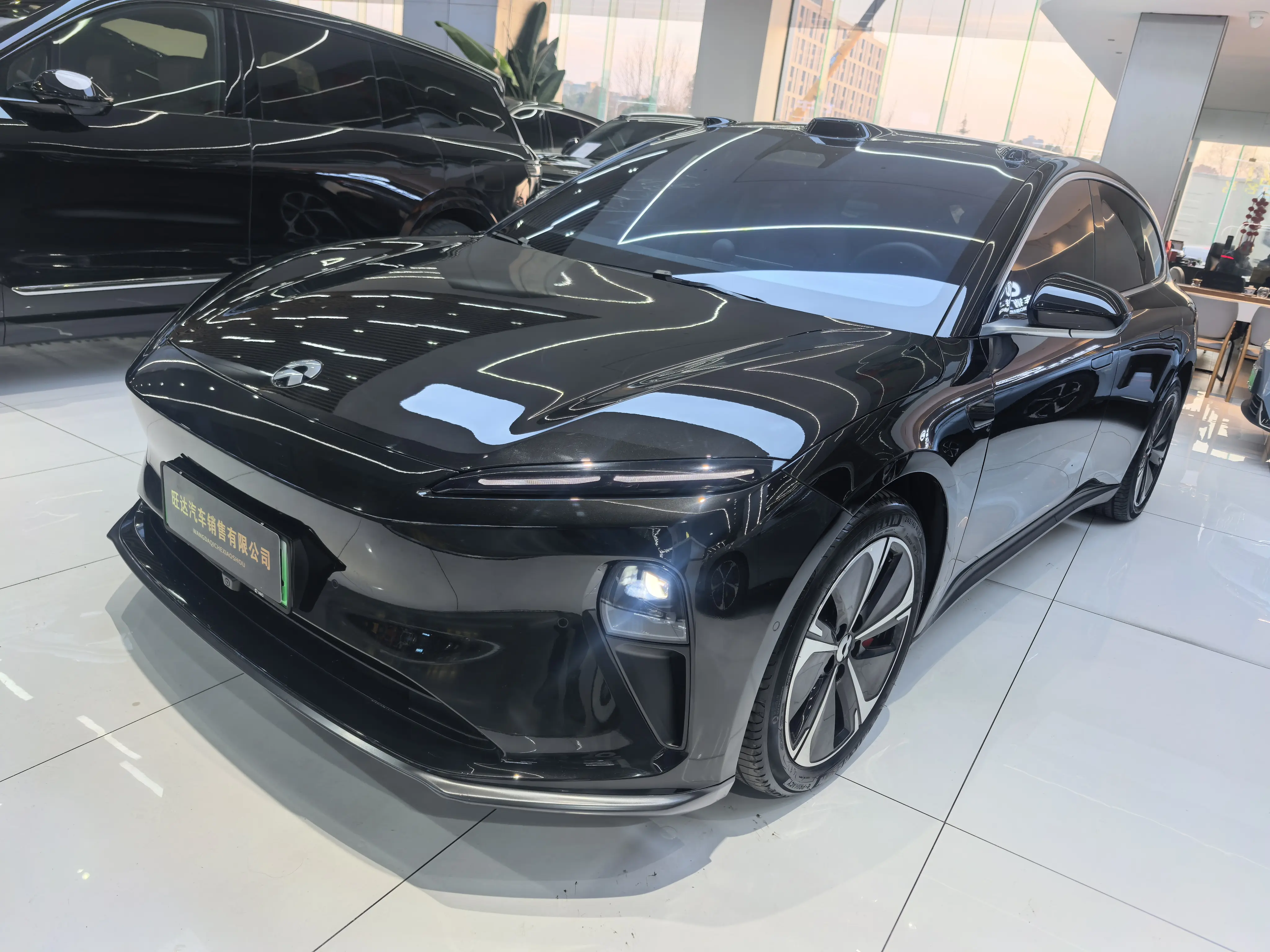 NIO ET5T  из Китая