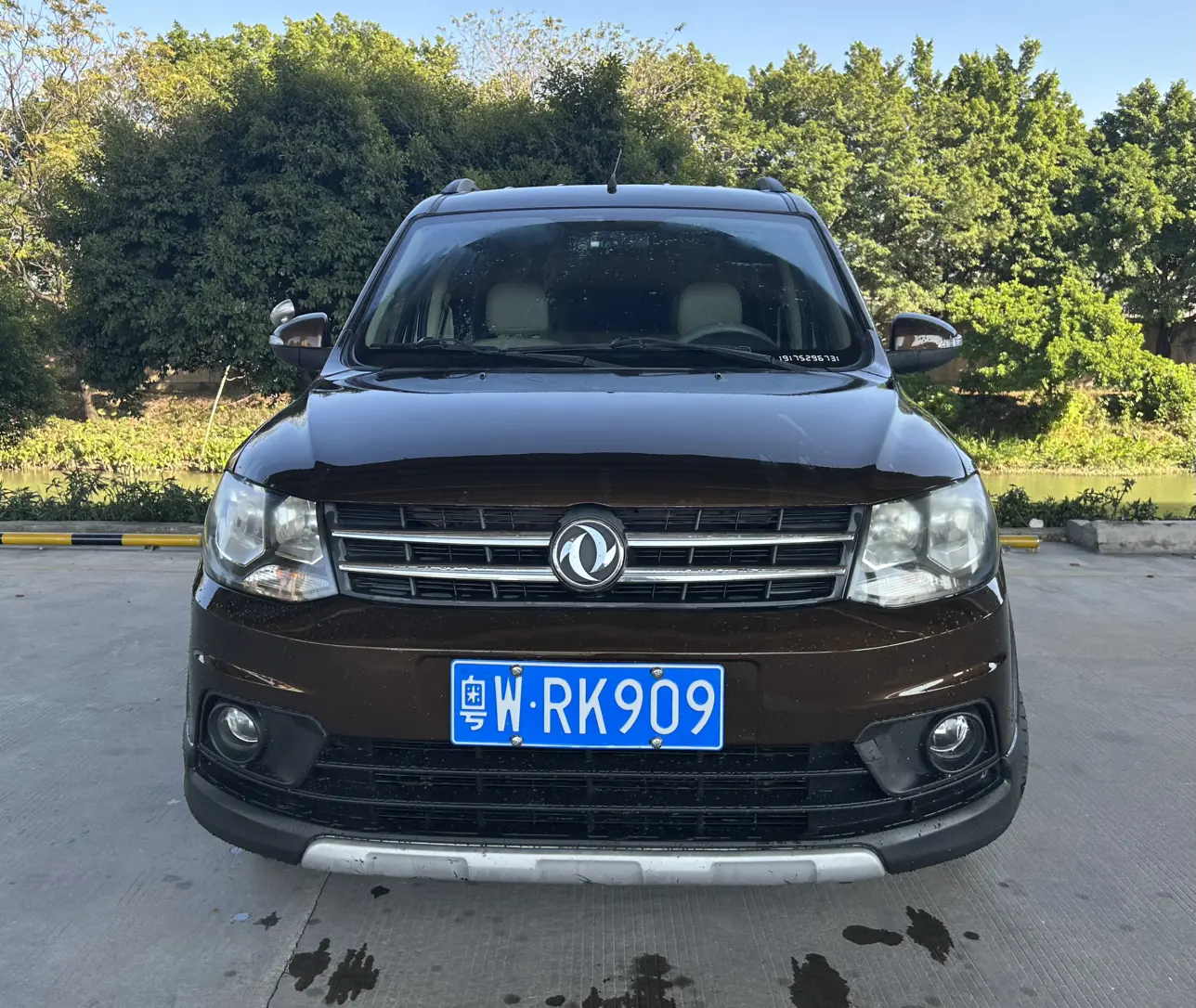 Dongfeng Fengon 360  из Китая