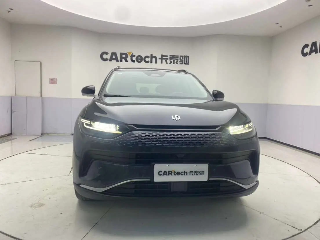 Leapmotor Zero running C11  из Китая