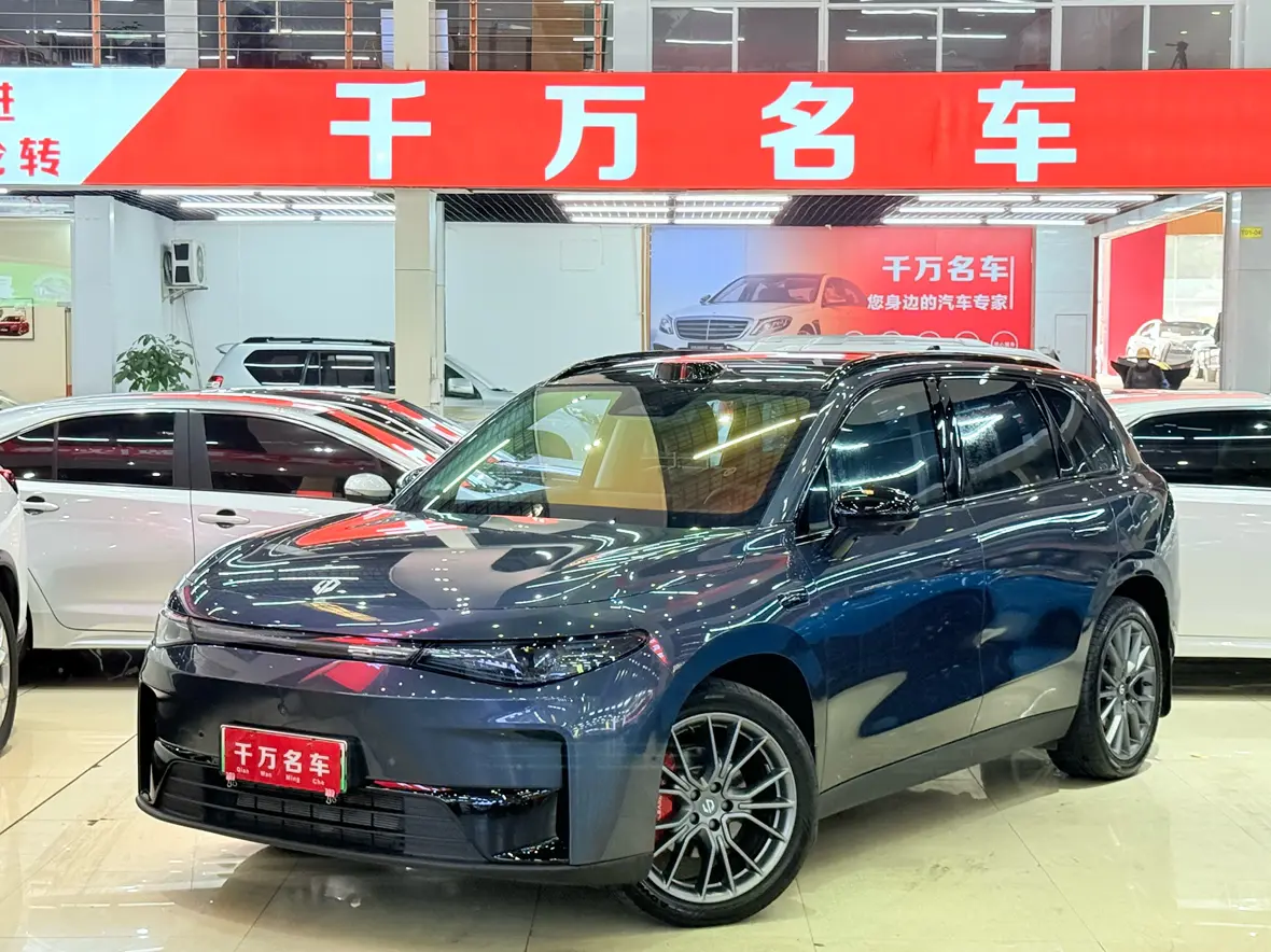 Leapmotor Zero running C10  из Китая