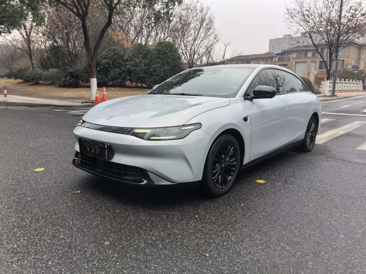 Leapmotor Zero running C01  из Китая