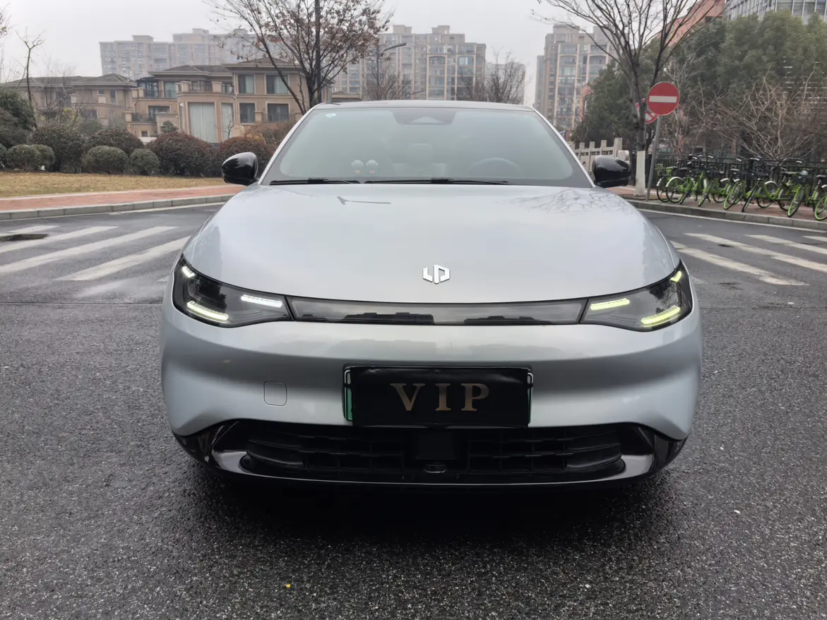 Leapmotor Zero running C01  из Китая