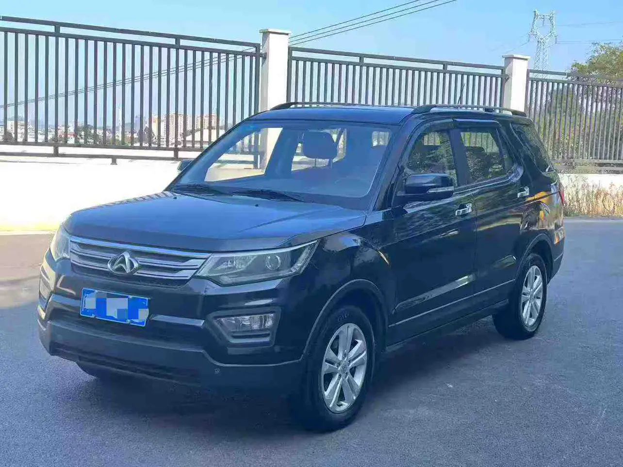 Oshan Changan Auchan CX70  из Китая