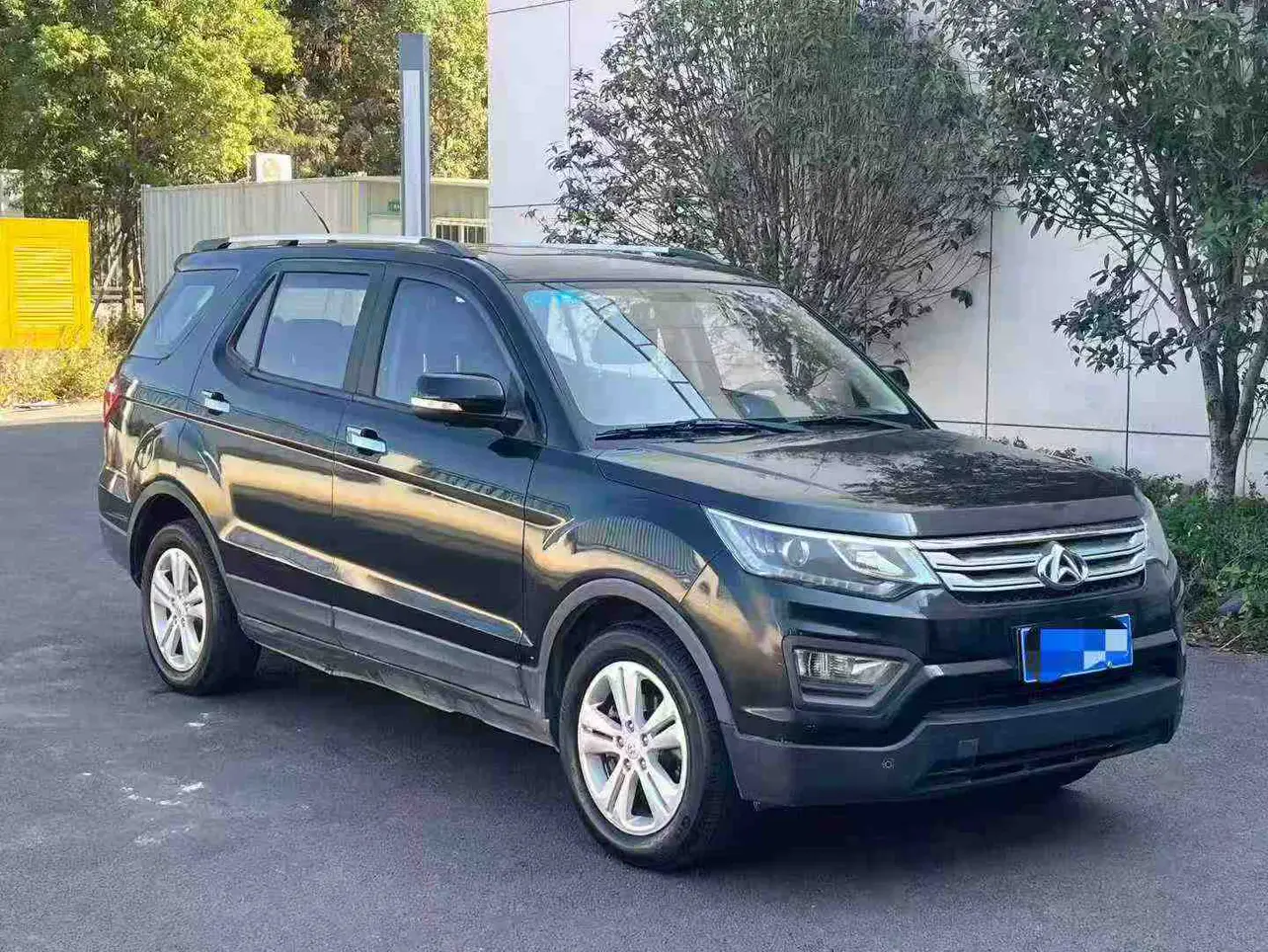 Oshan Changan Auchan CX70  из Китая