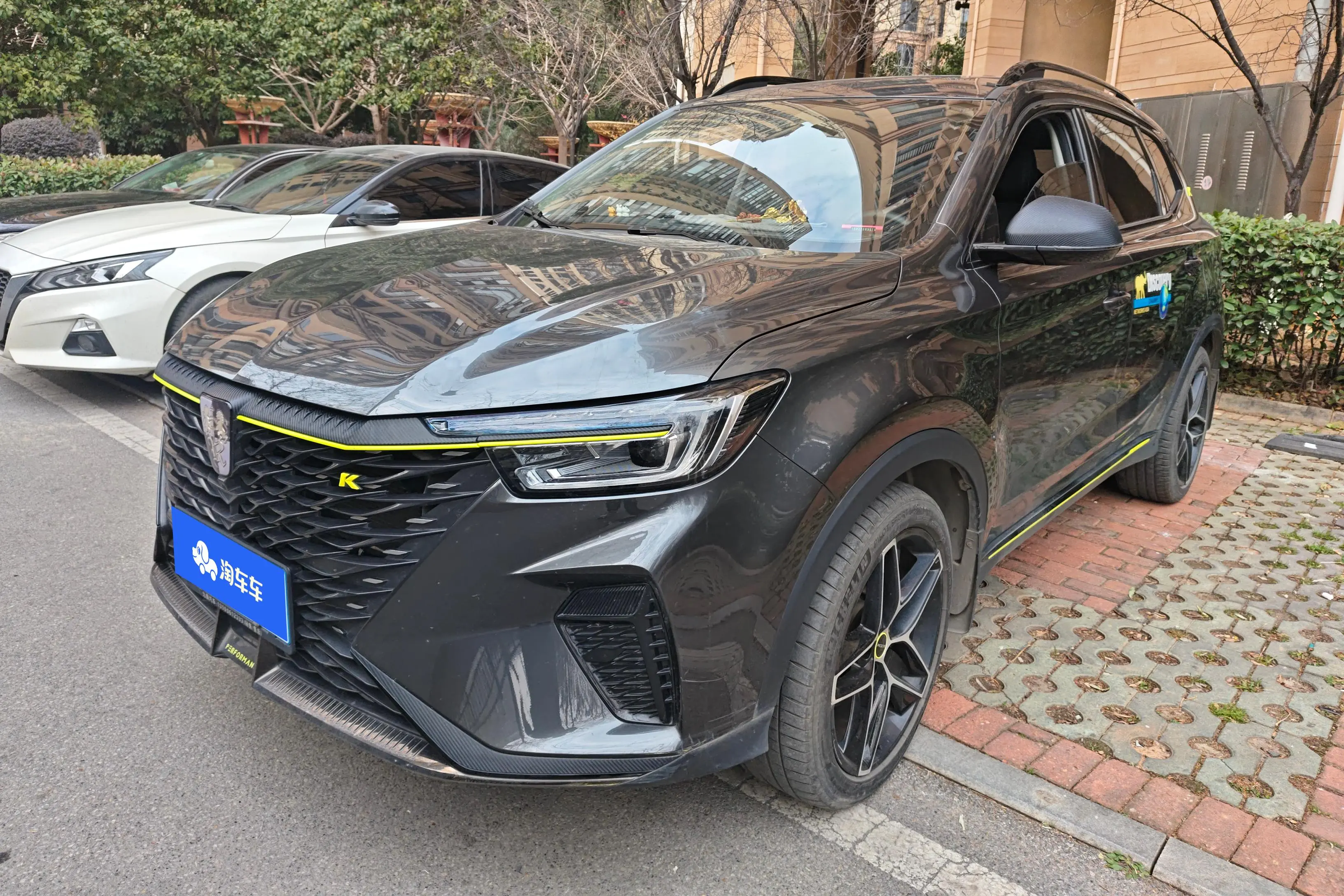 Roewe RX5  из Китая