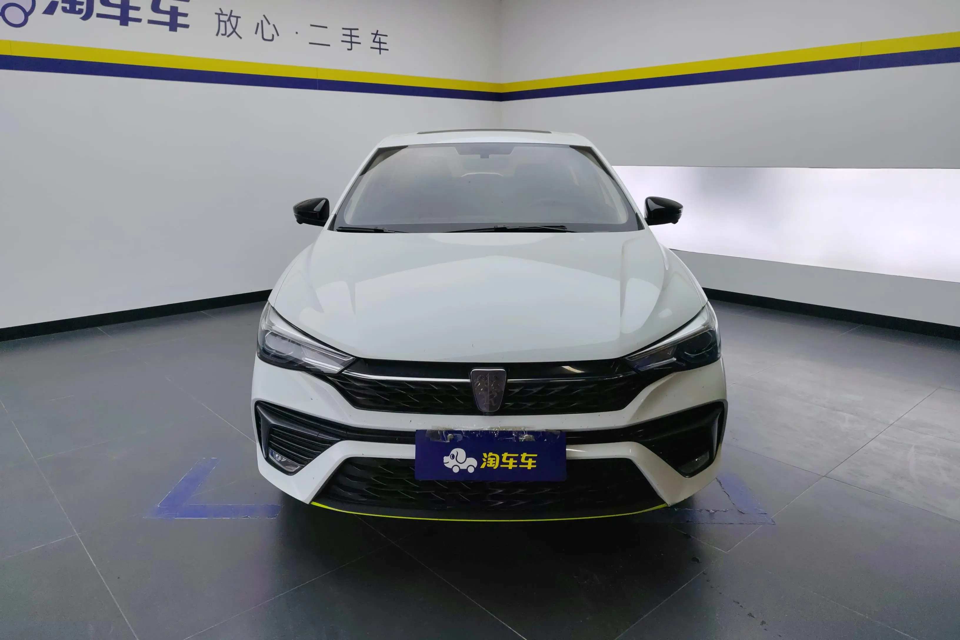 Roewe i5  из Китая