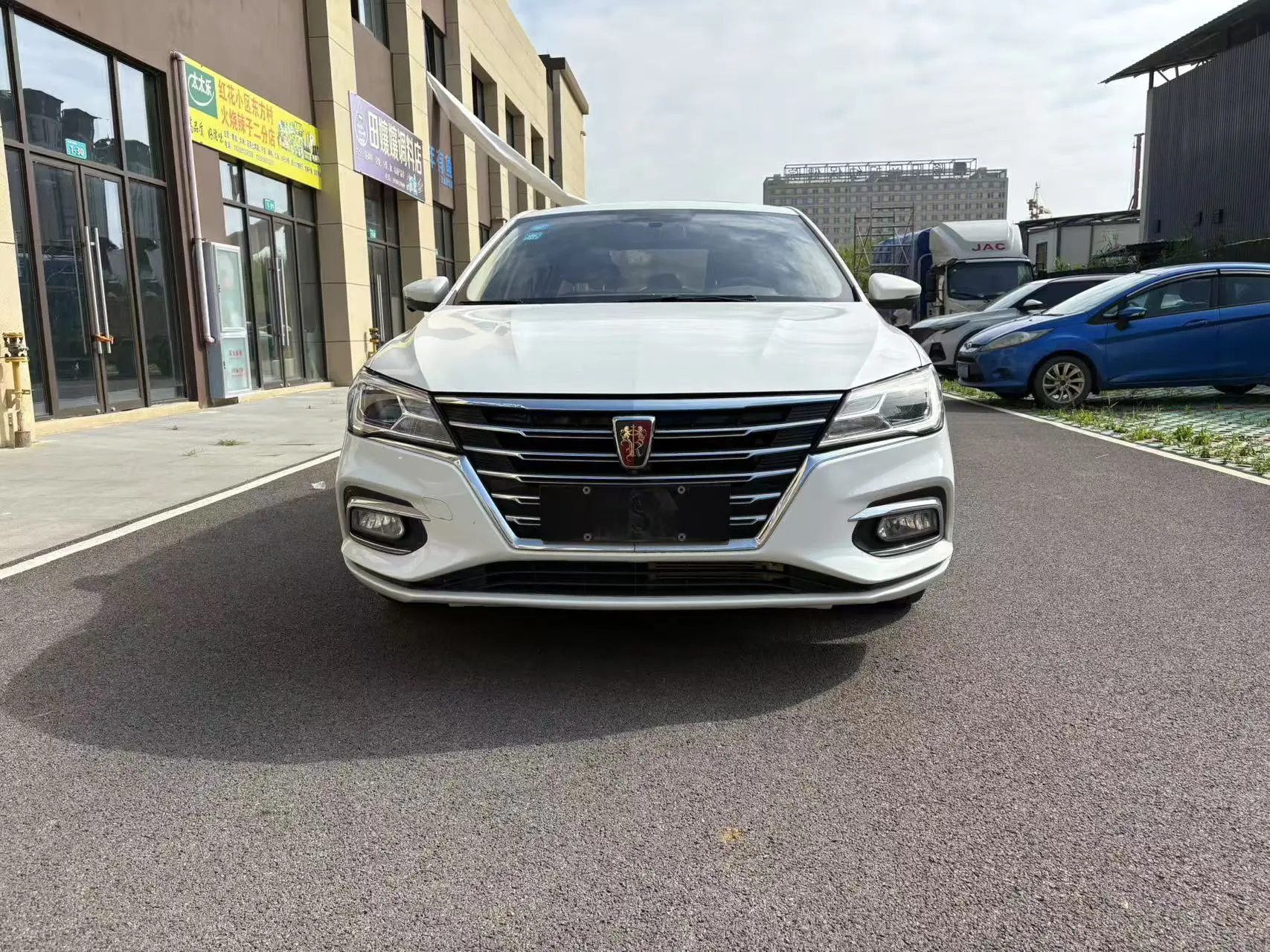Roewe i5  из Китая