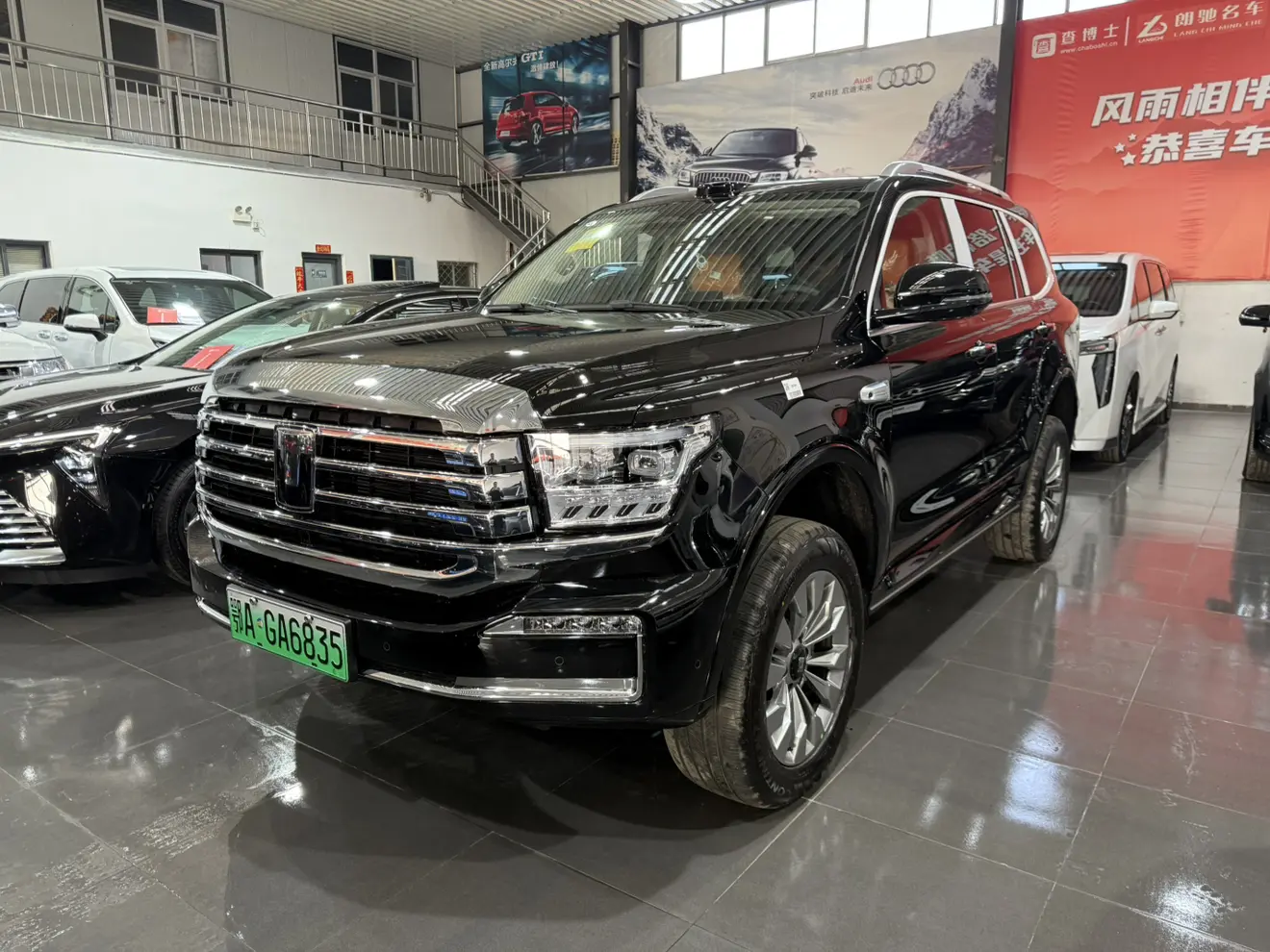 Tank 500 Hi4-T  из Китая