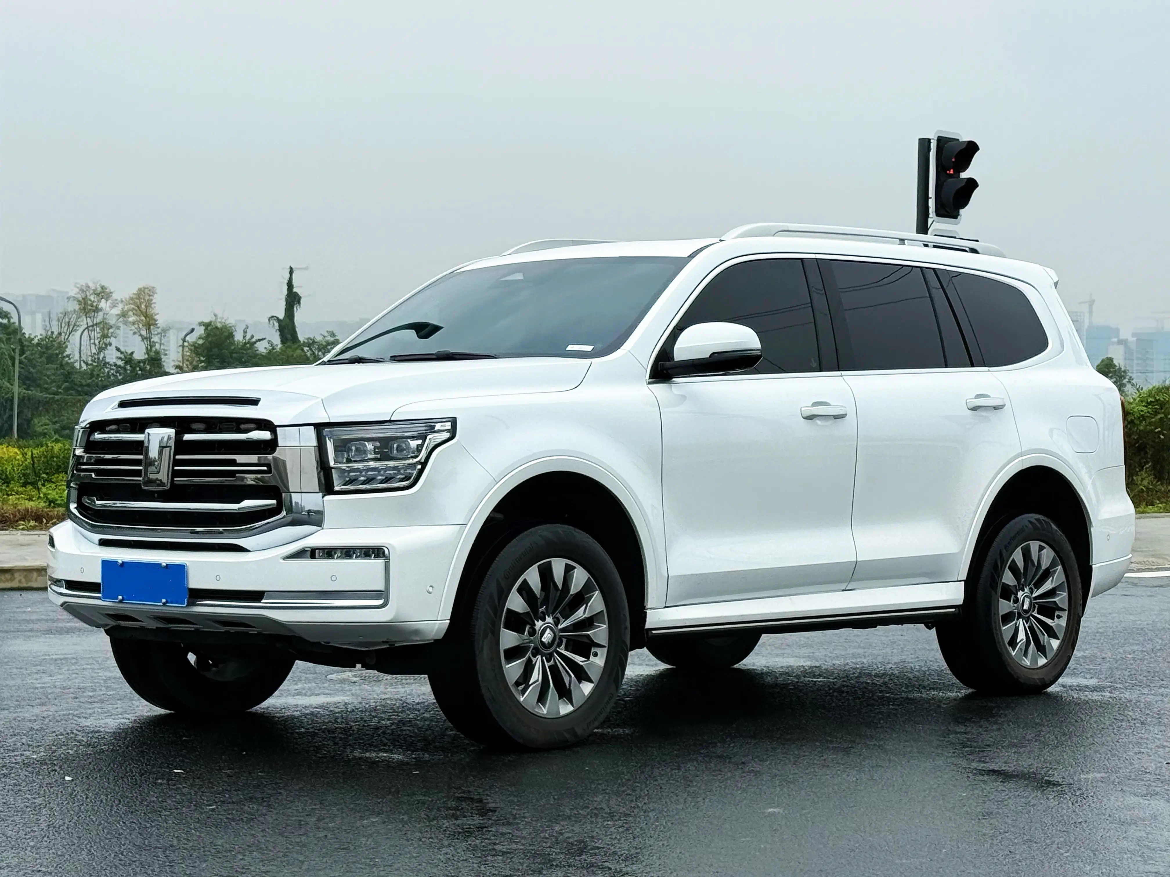 Tank 500  из Китая