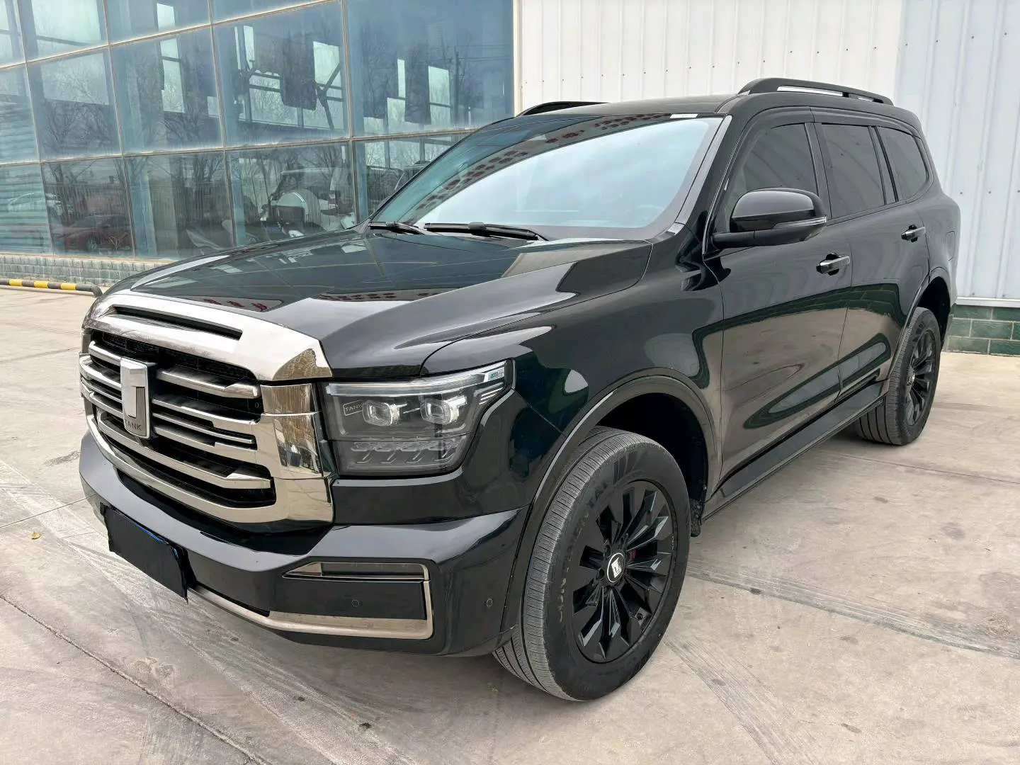 Tank 500  из Китая