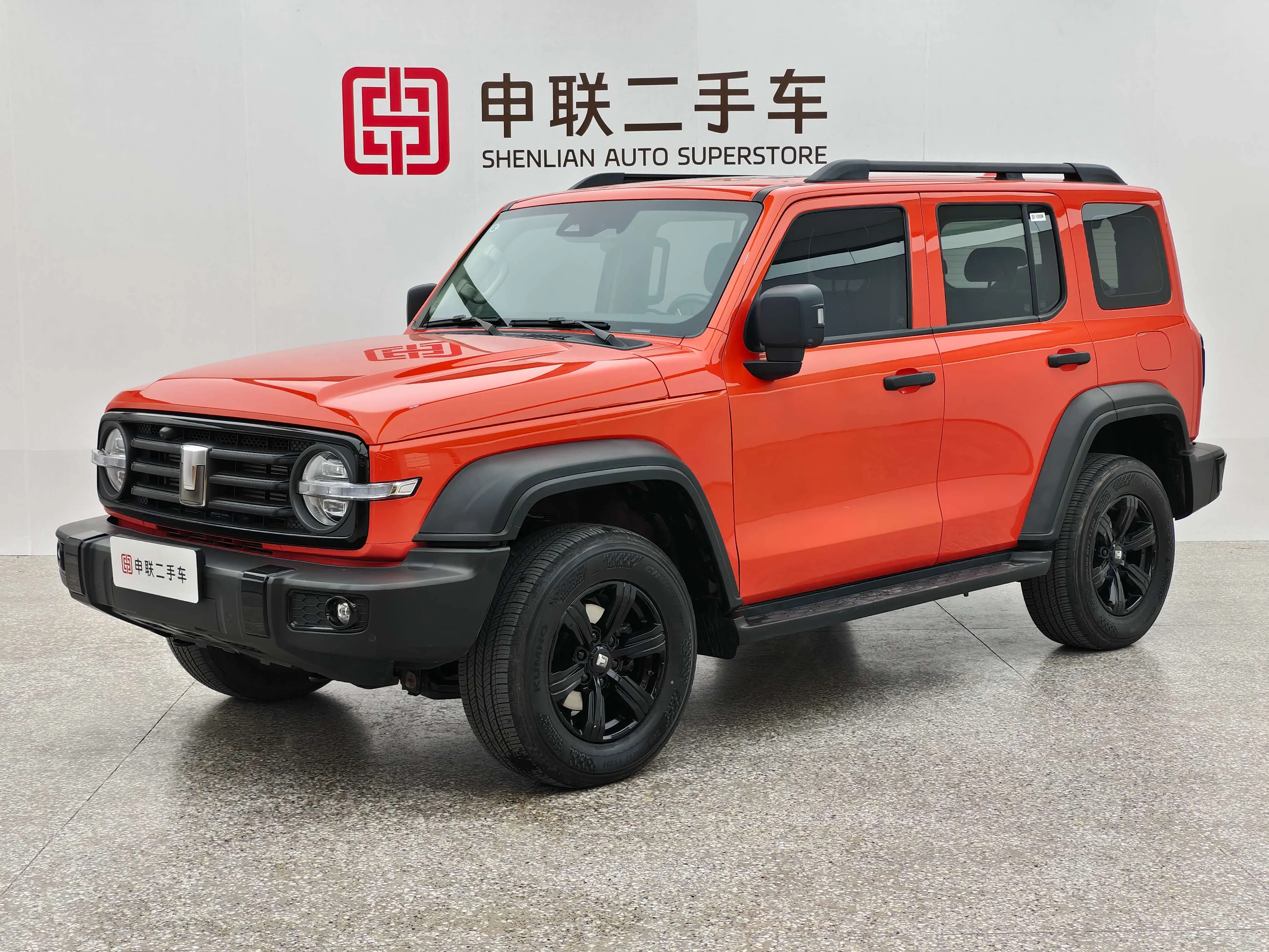 Tank 300  из Китая