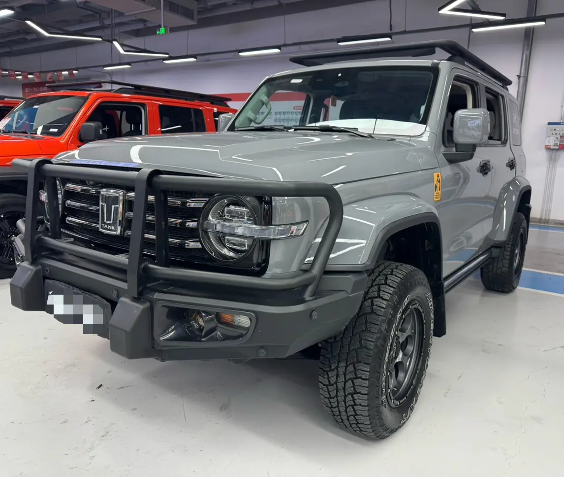 Tank 300  из Китая