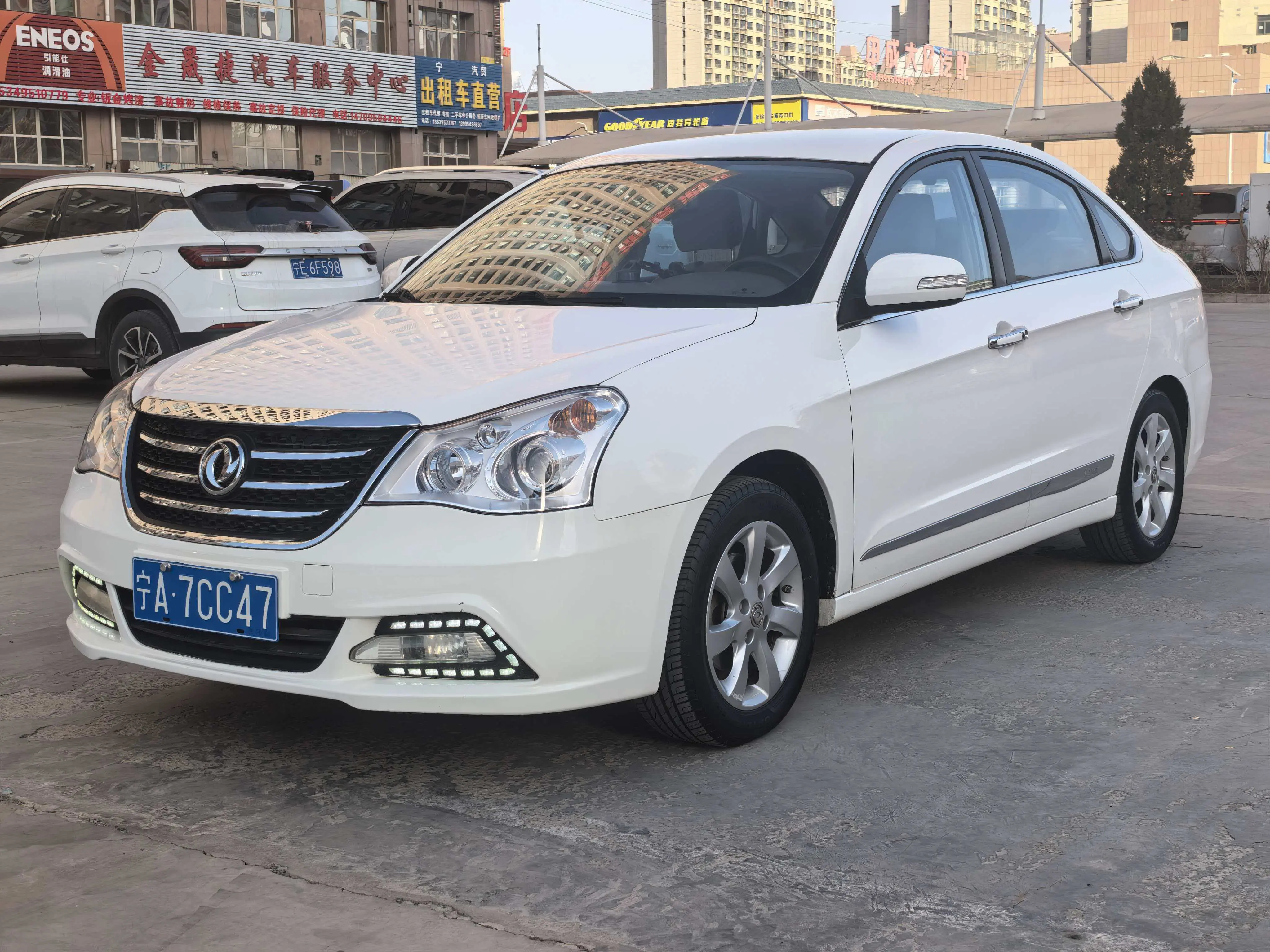 Dongfeng Fengshen A60  из Китая