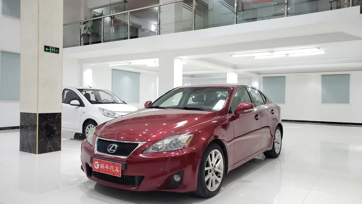 Lexus IS  из Китая